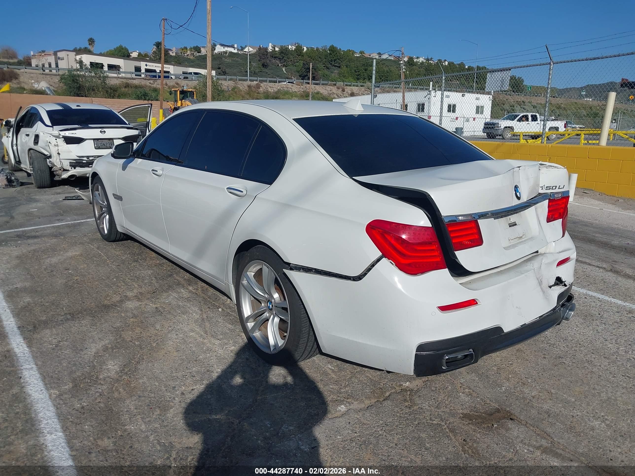 BMW 750LI image 3