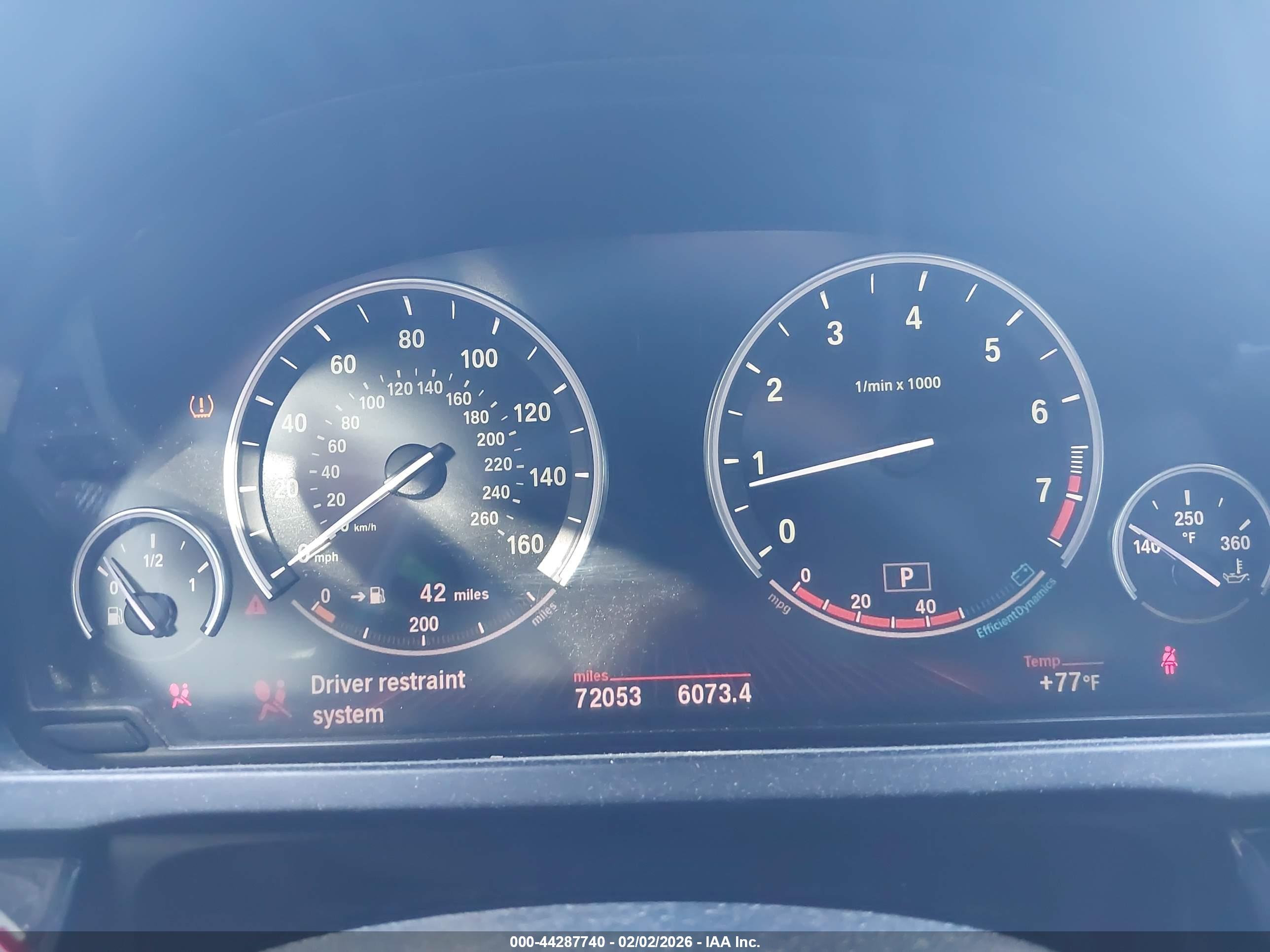 BMW 750LI image 7