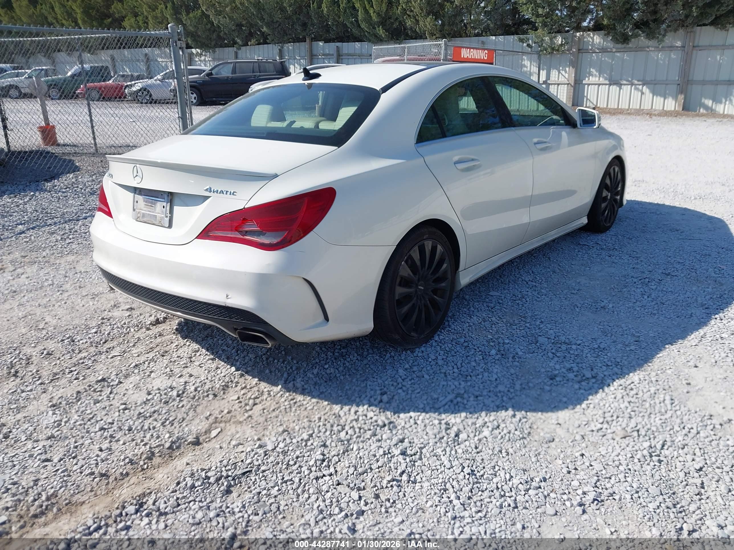 MERCEDES-BENZ CLA image 4