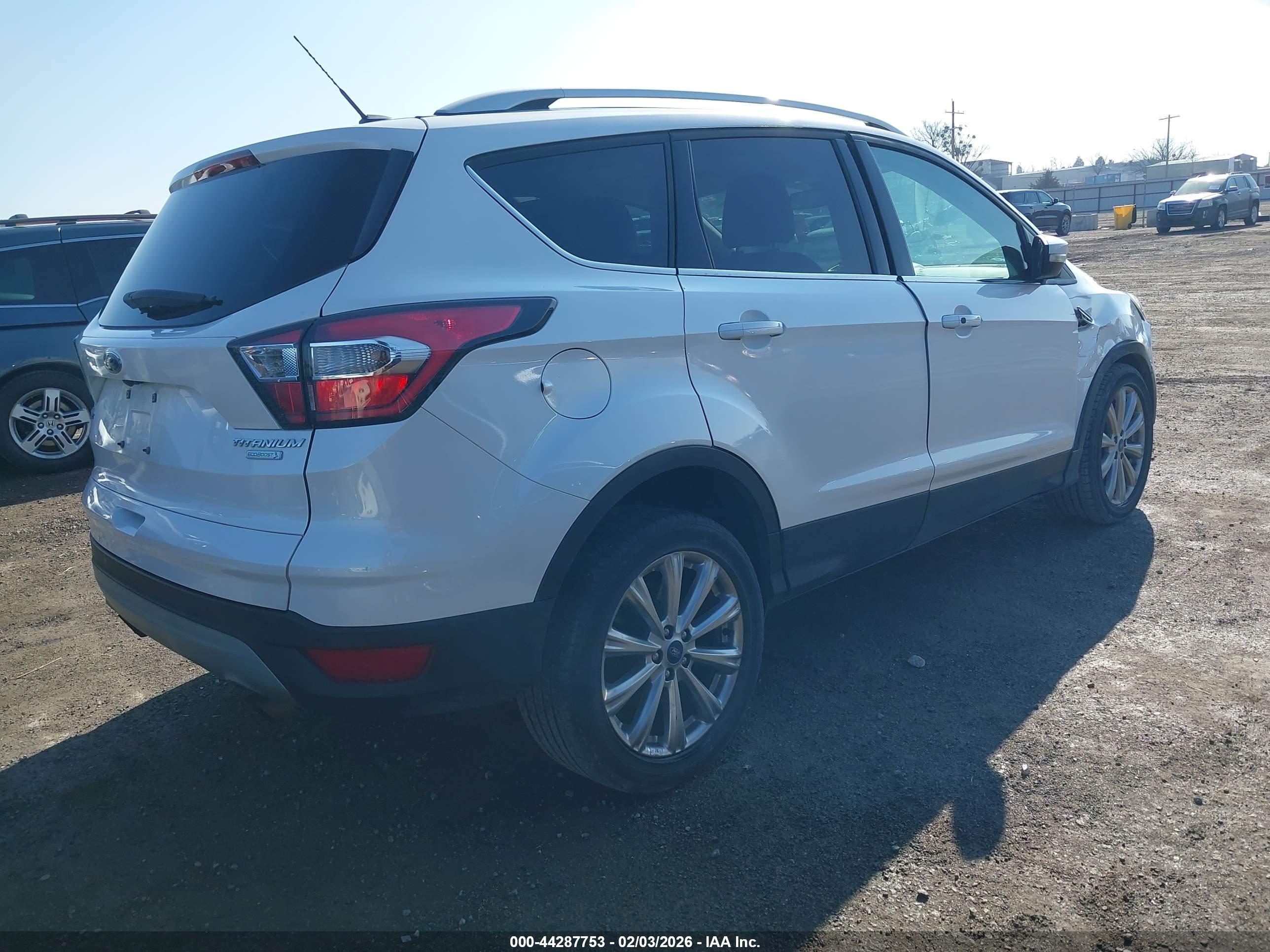 FORD ESCAPE image 4