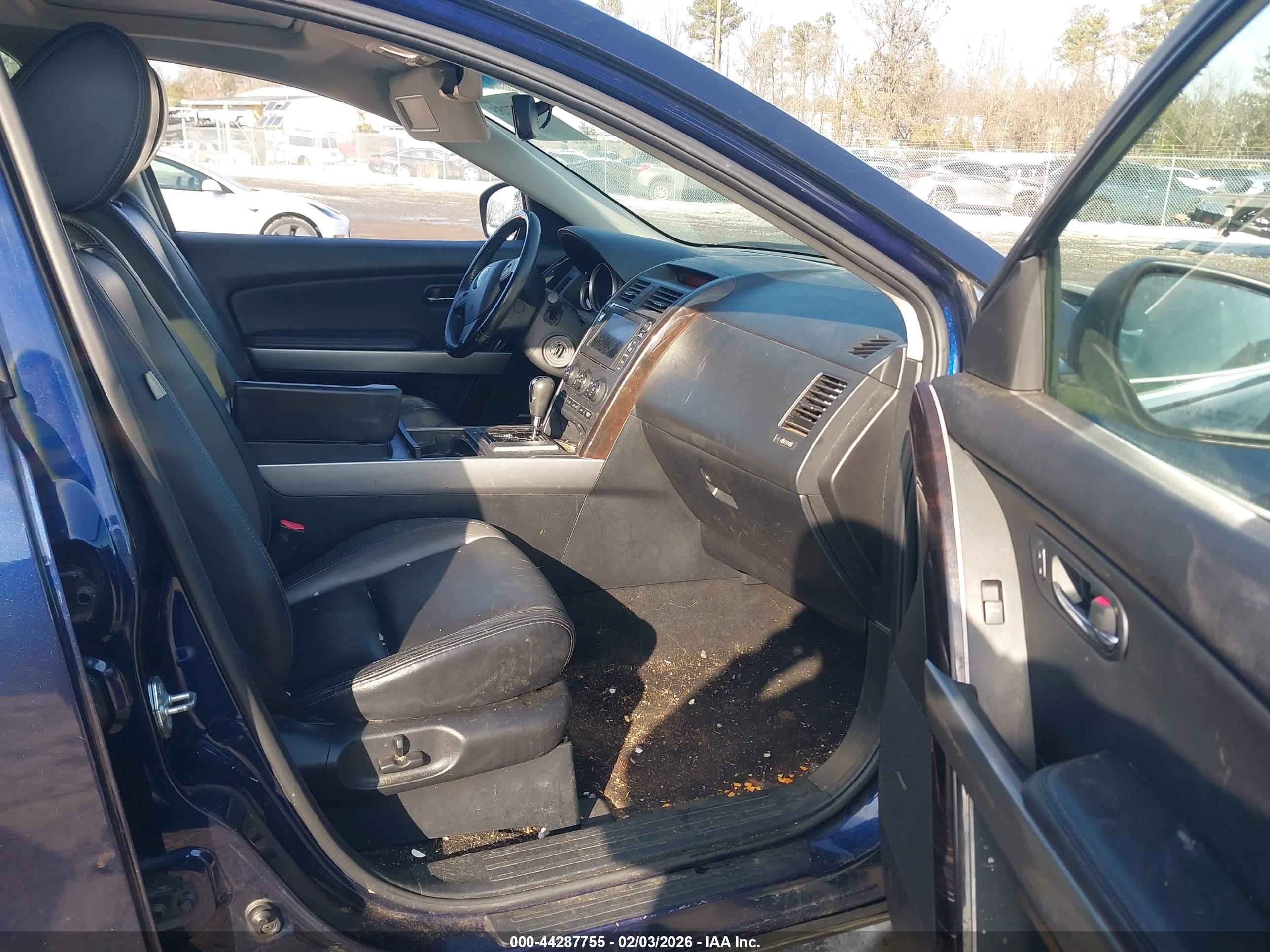 MAZDA CX-9 image 5