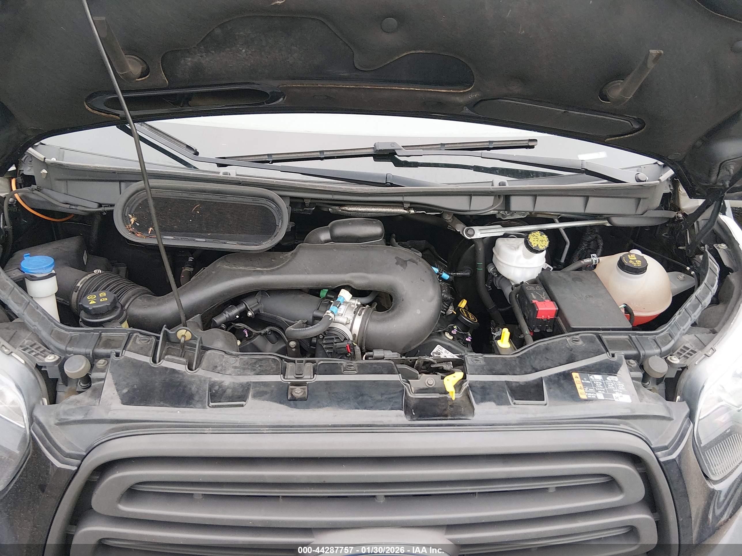 FORD TRANSIT-250 image 10