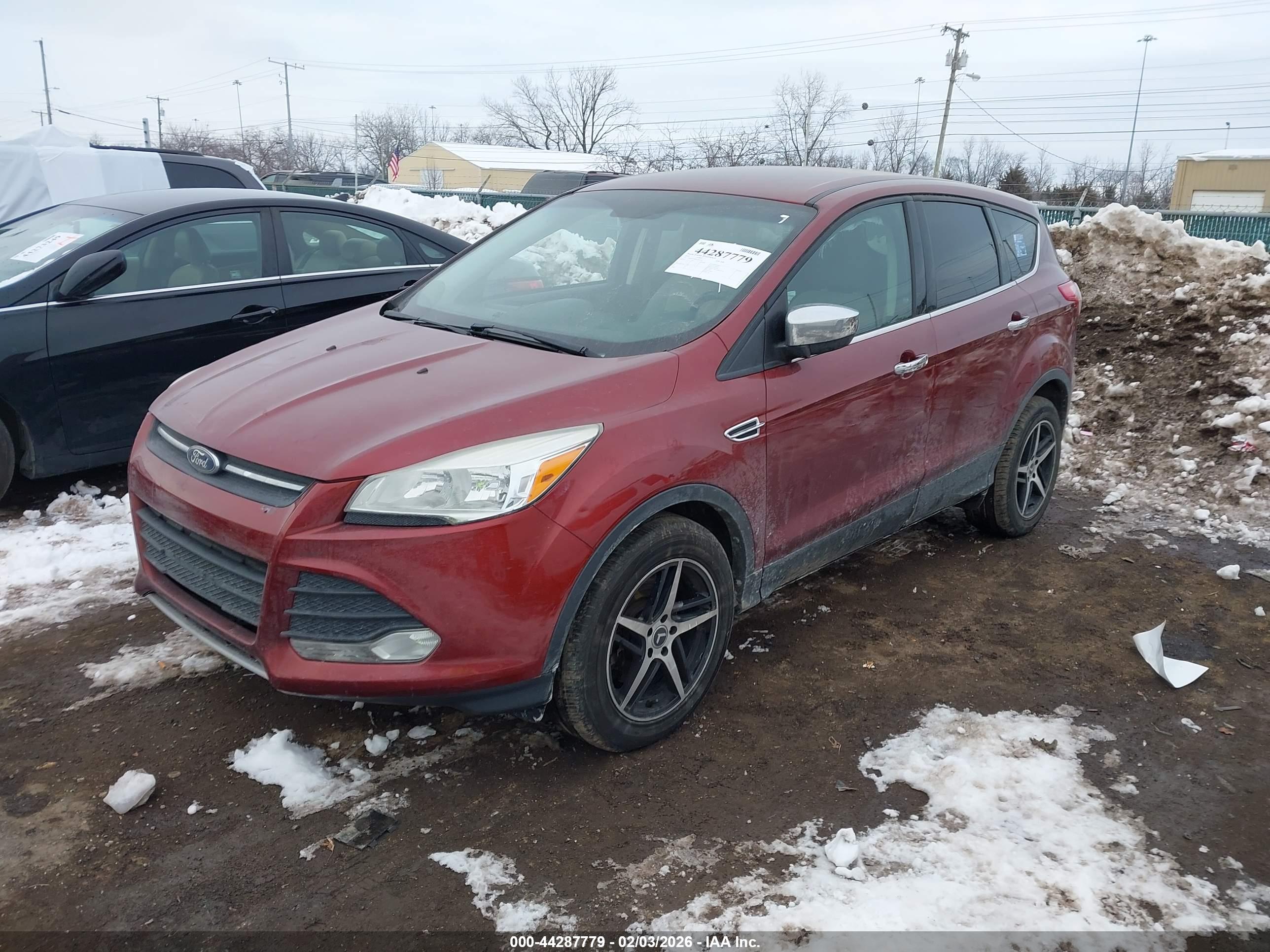 FORD ESCAPE image 2