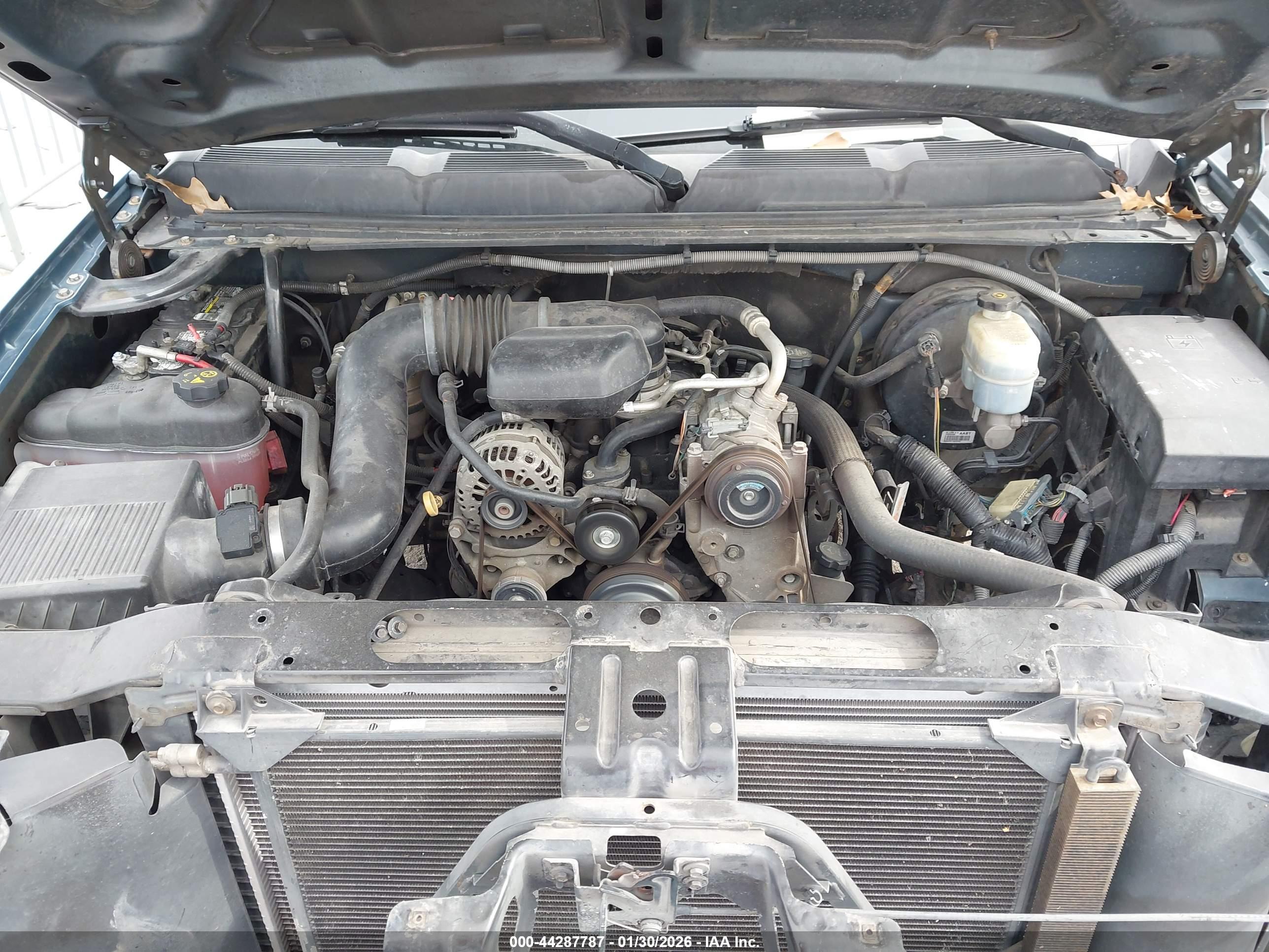 CHEVROLET SILVERADO image 10