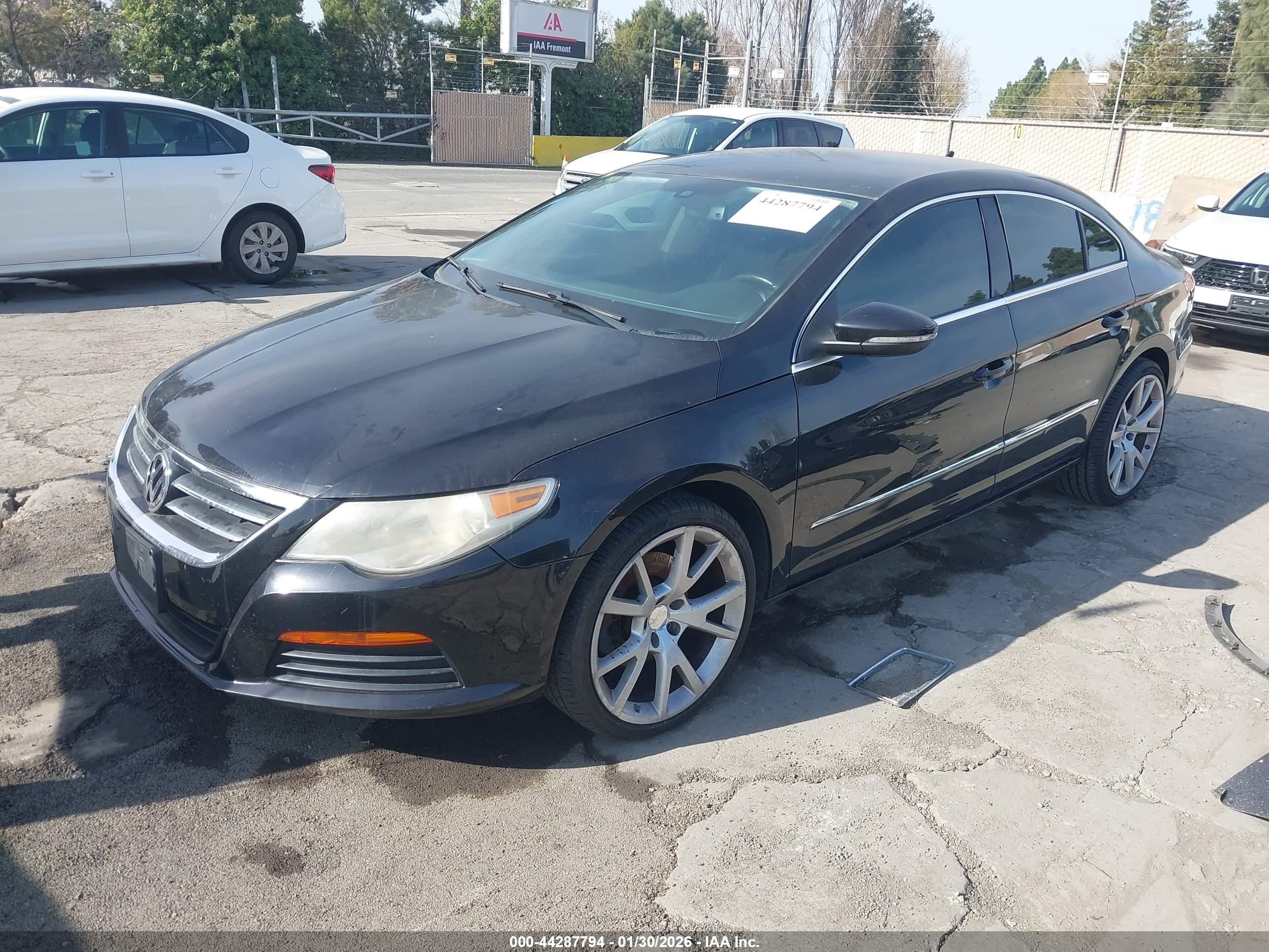 VOLKSWAGEN CC image 2