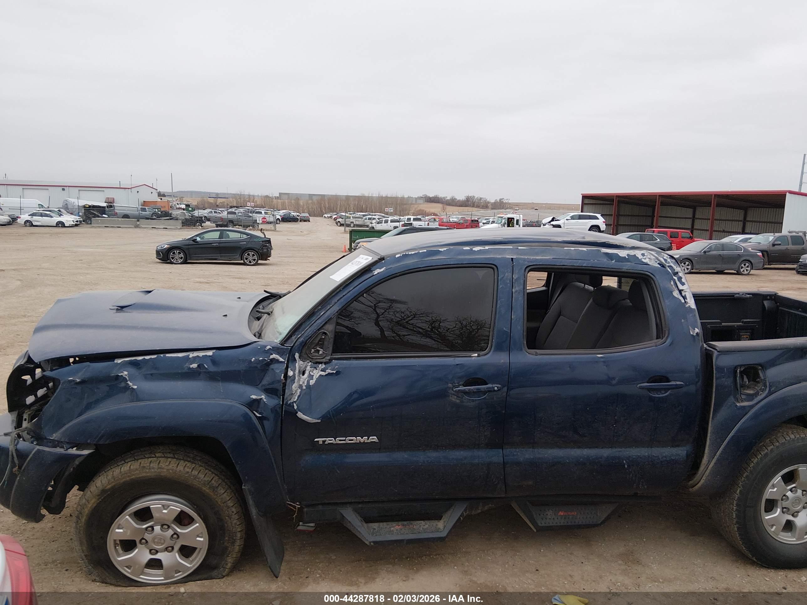 TOYOTA TACOMA image 6