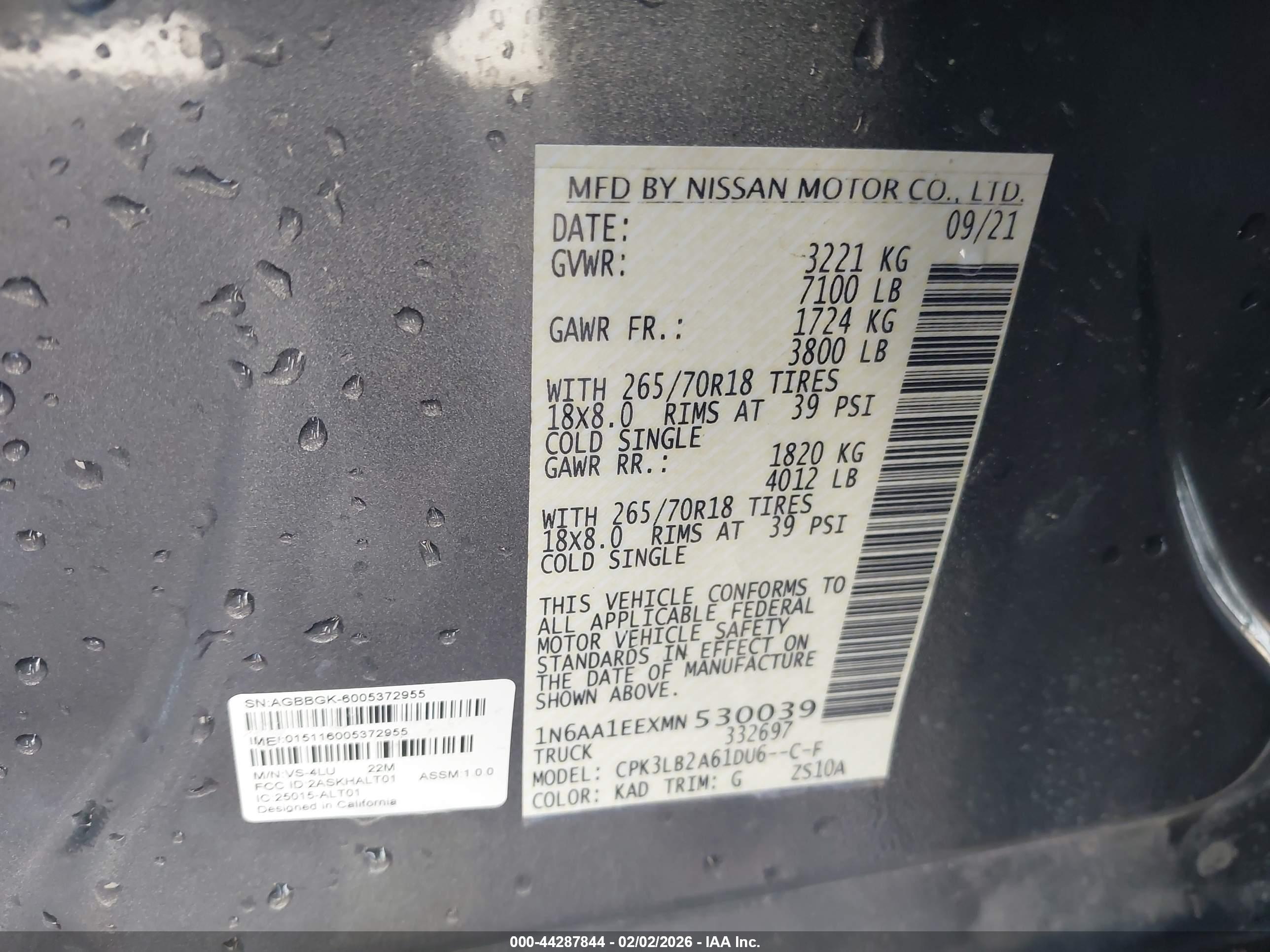 NISSAN TITAN image 9