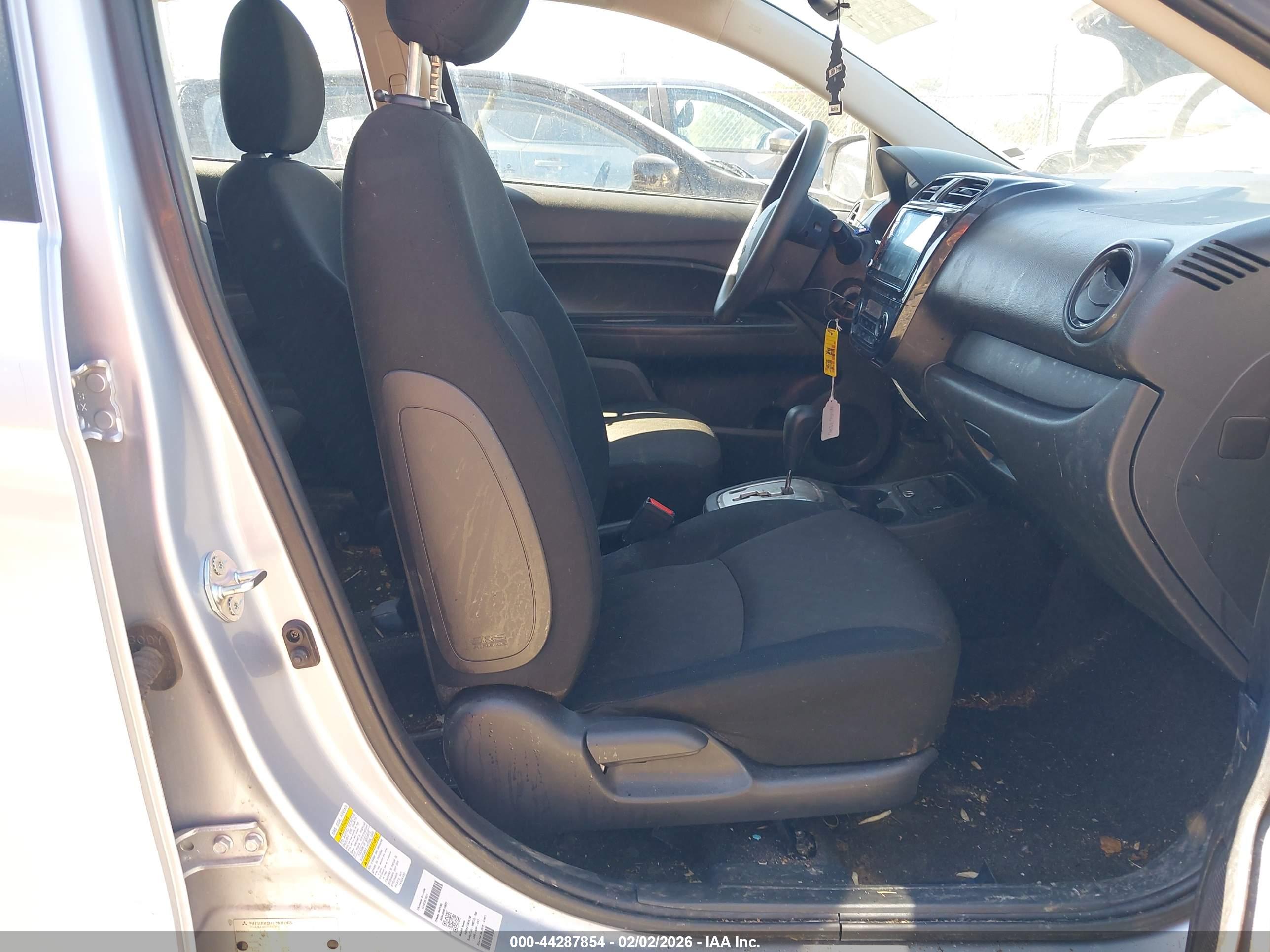 MITSUBISHI MIRAGE image 5