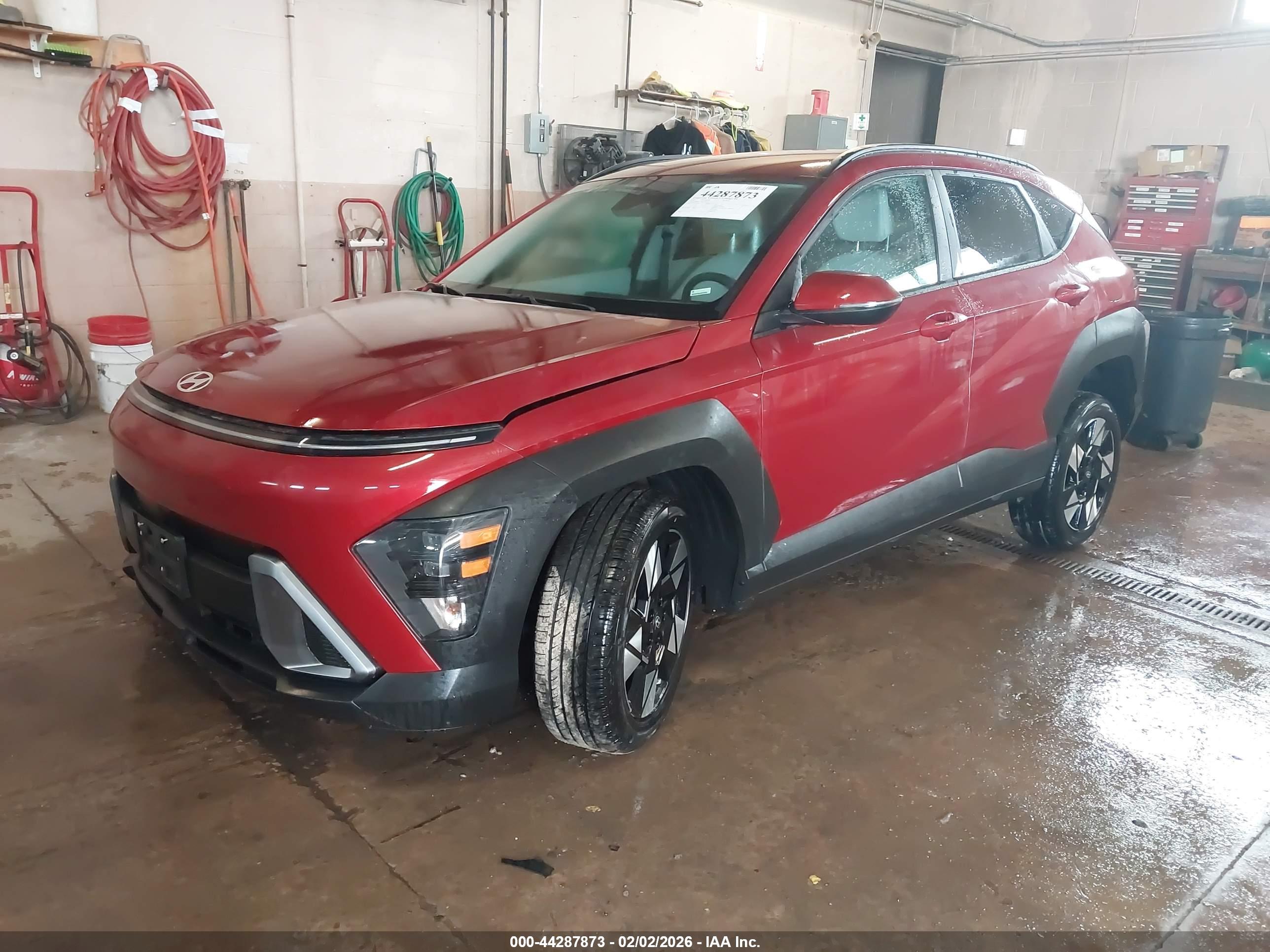 HYUNDAI KONA image 2