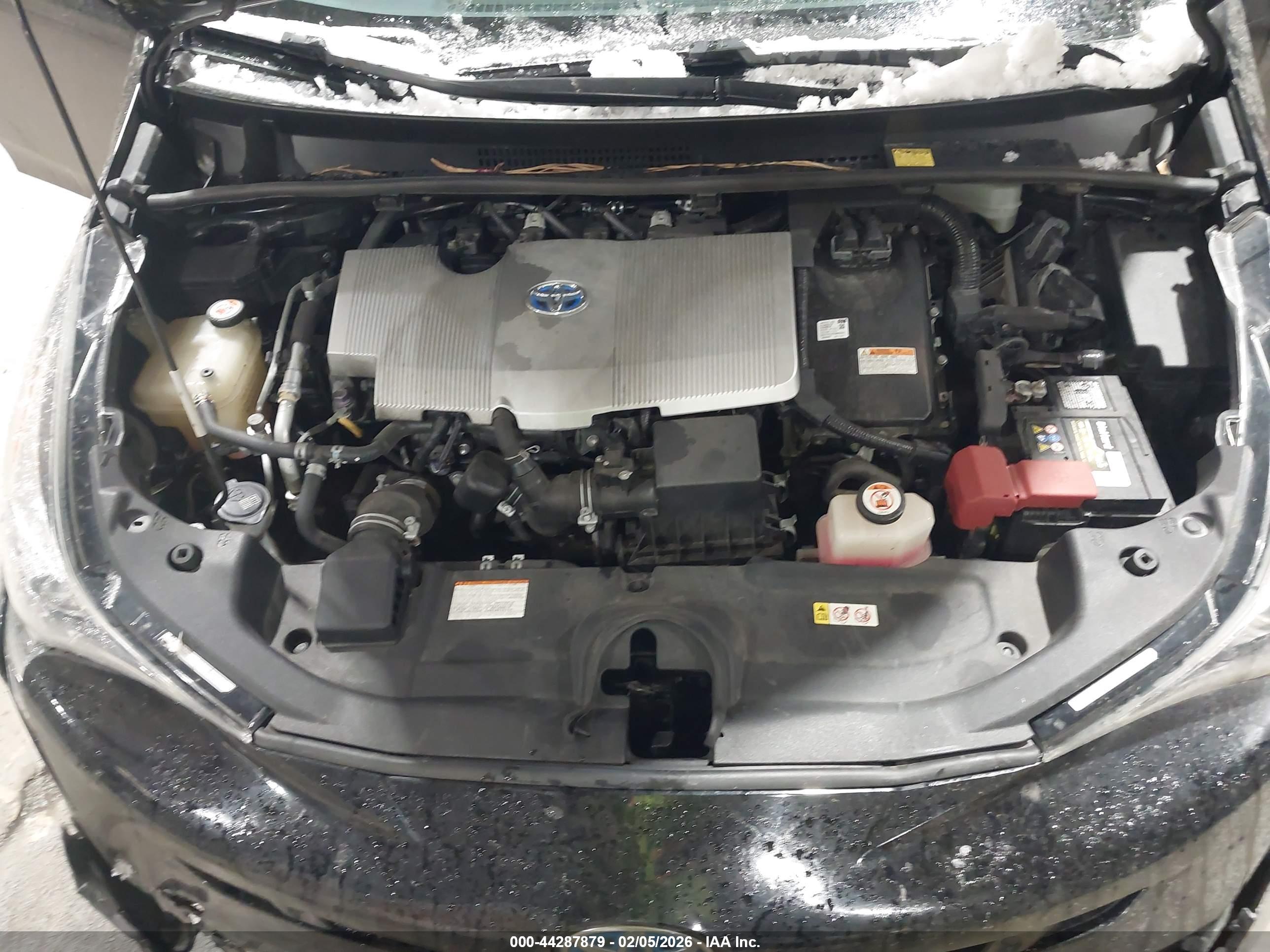 TOYOTA PRIUS image 10