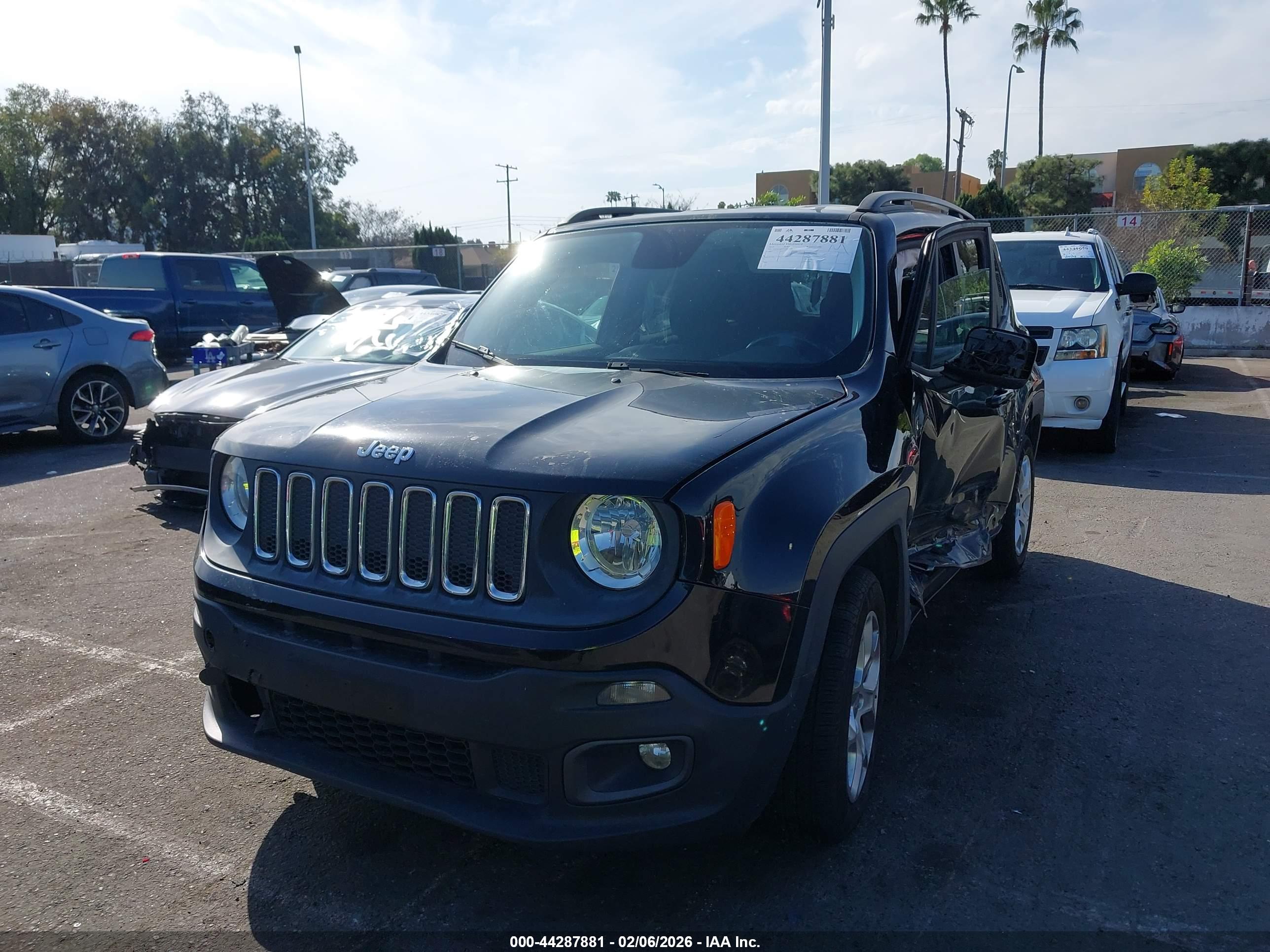 JEEP RENEGADE image 2