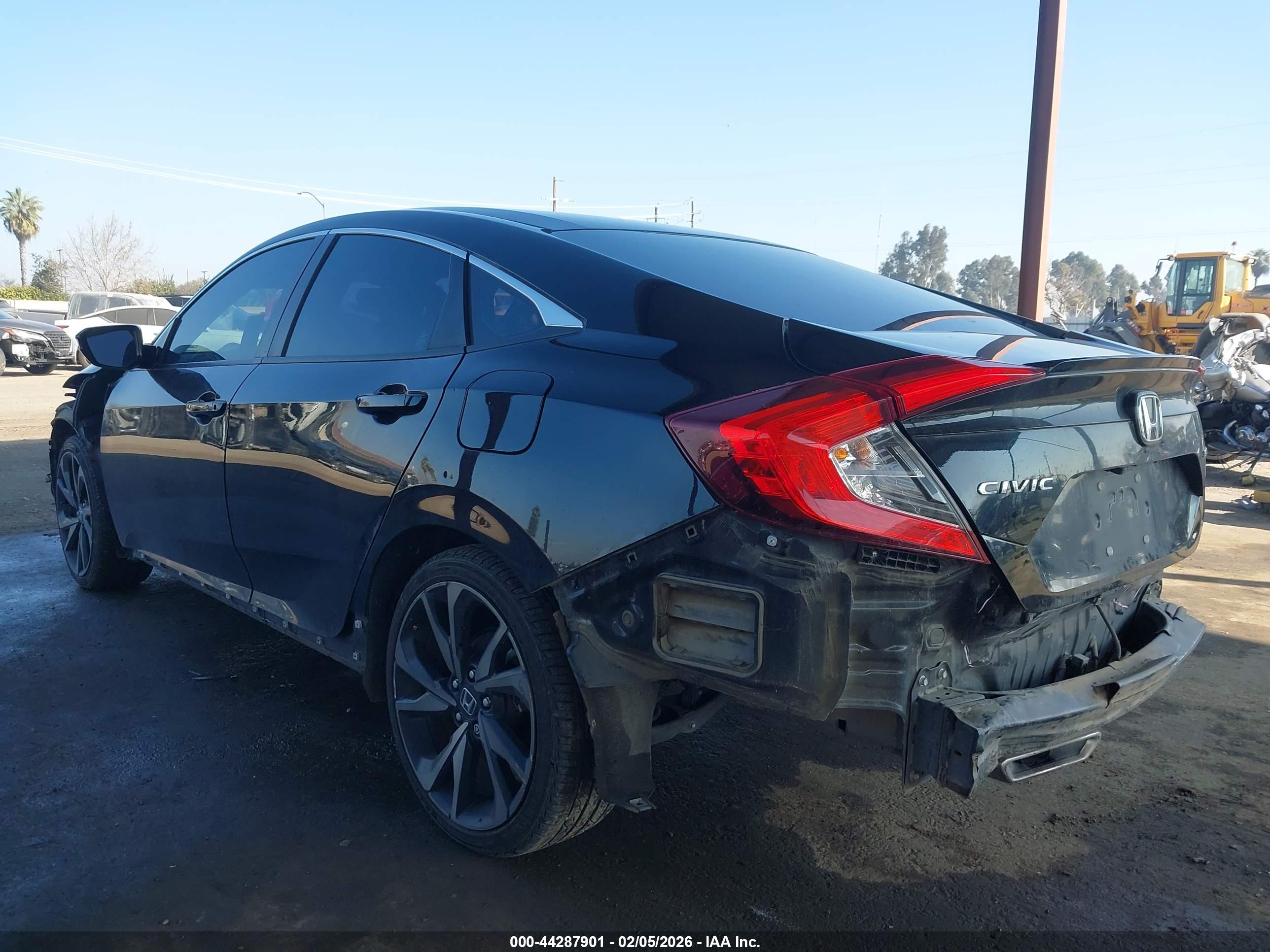 HONDA CIVIC image 3