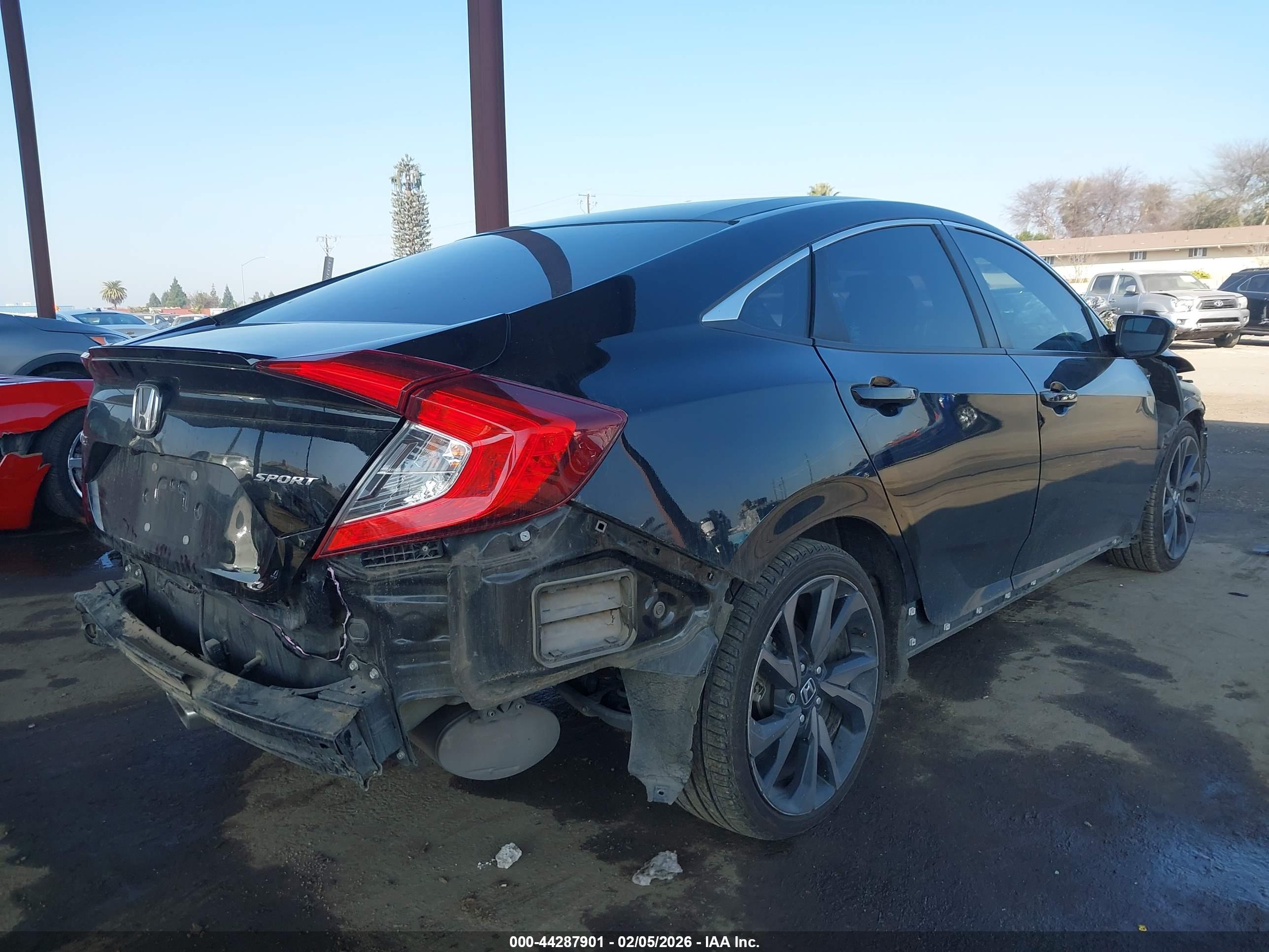 HONDA CIVIC image 4