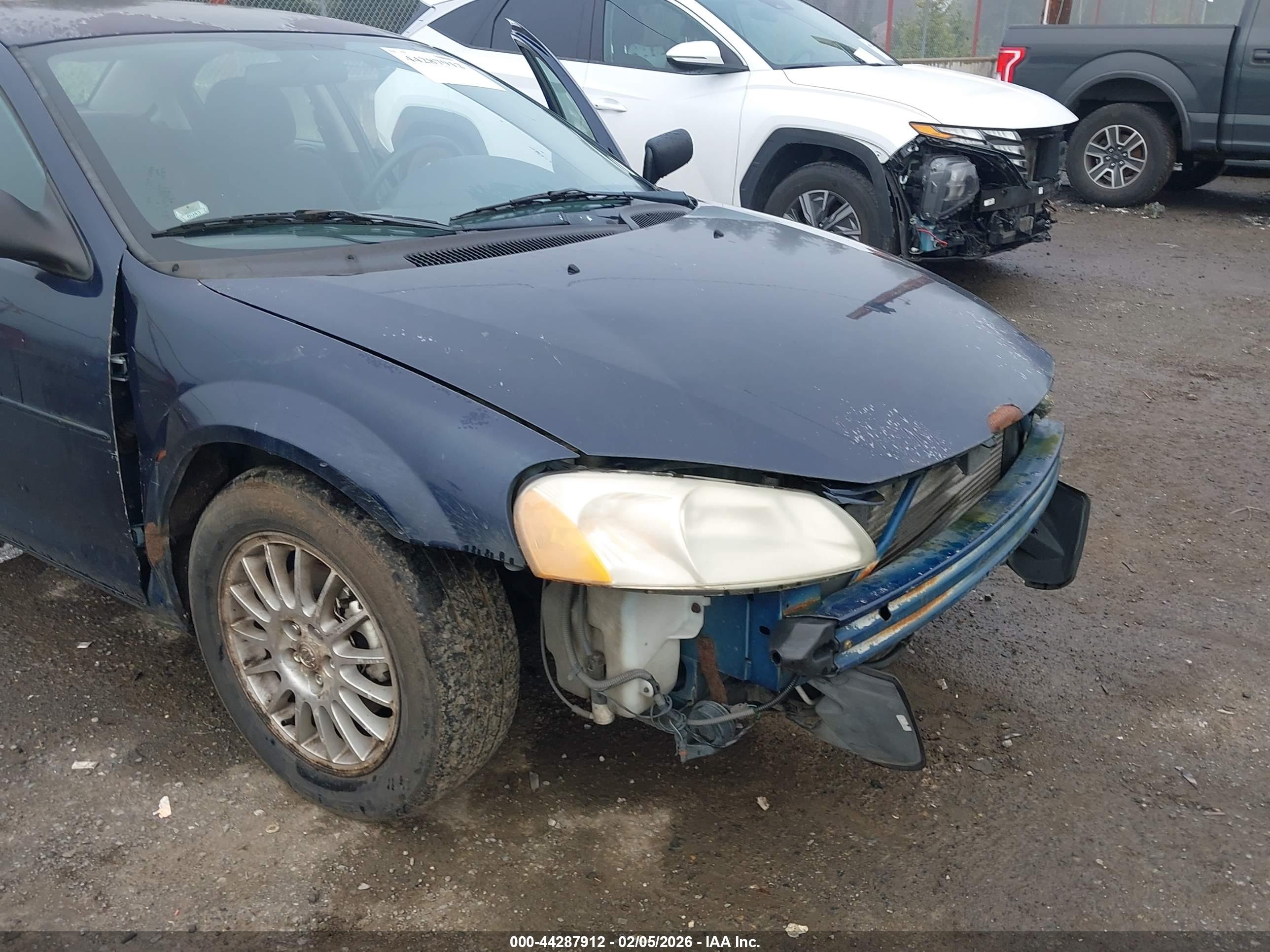 CHRYSLER SEBRING image 6