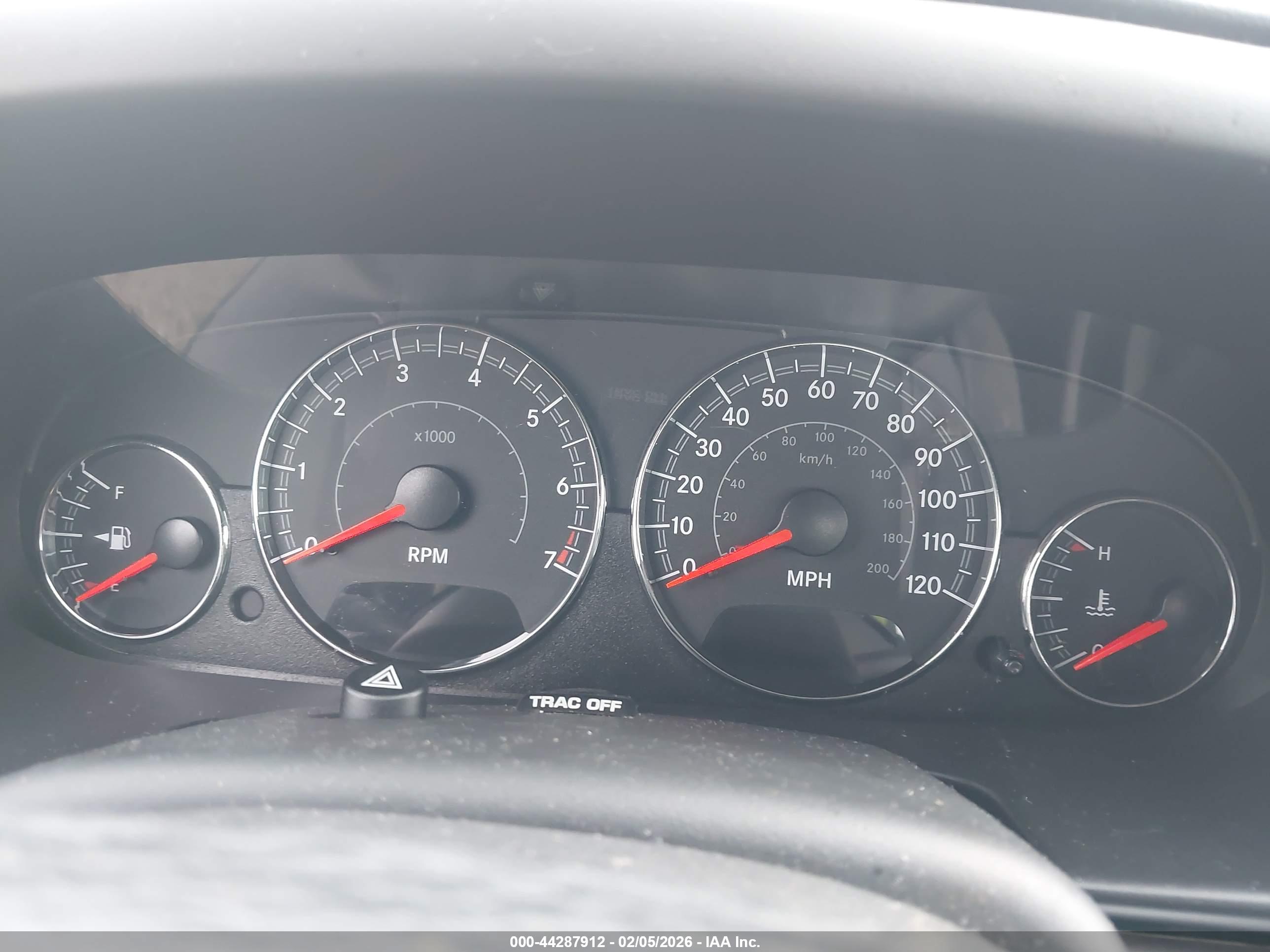 CHRYSLER SEBRING image 7