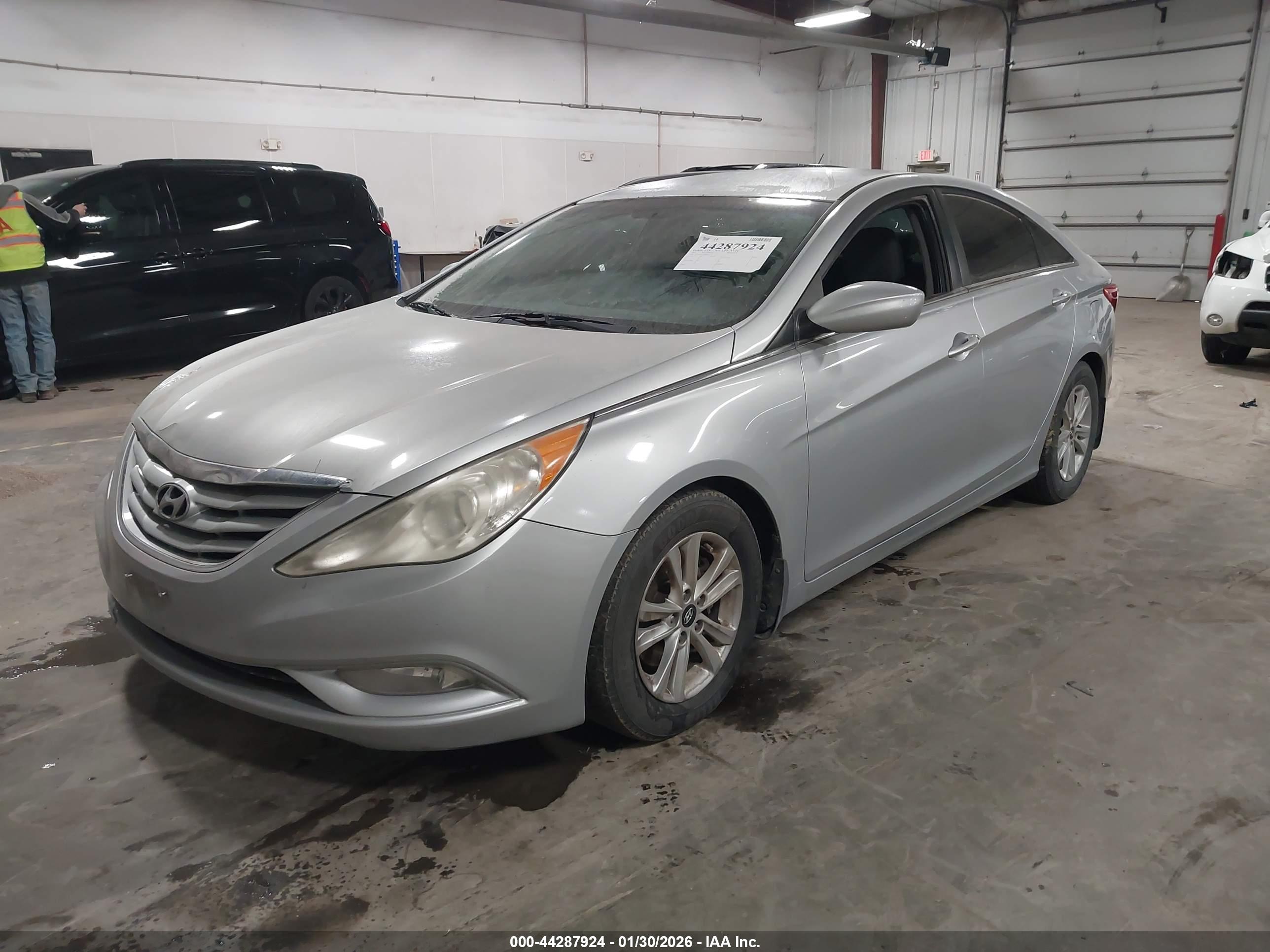 HYUNDAI SONATA image 2