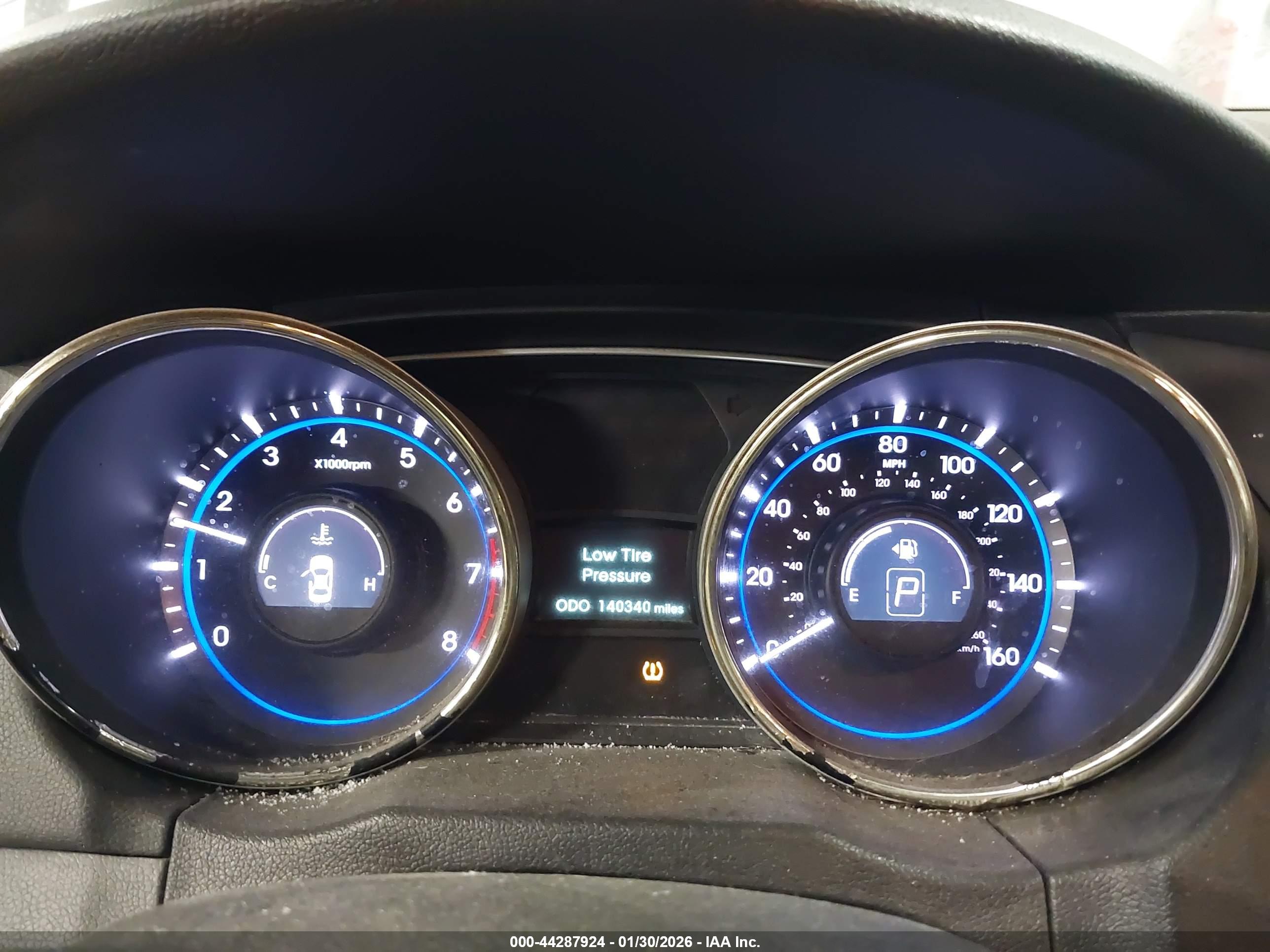 HYUNDAI SONATA image 7