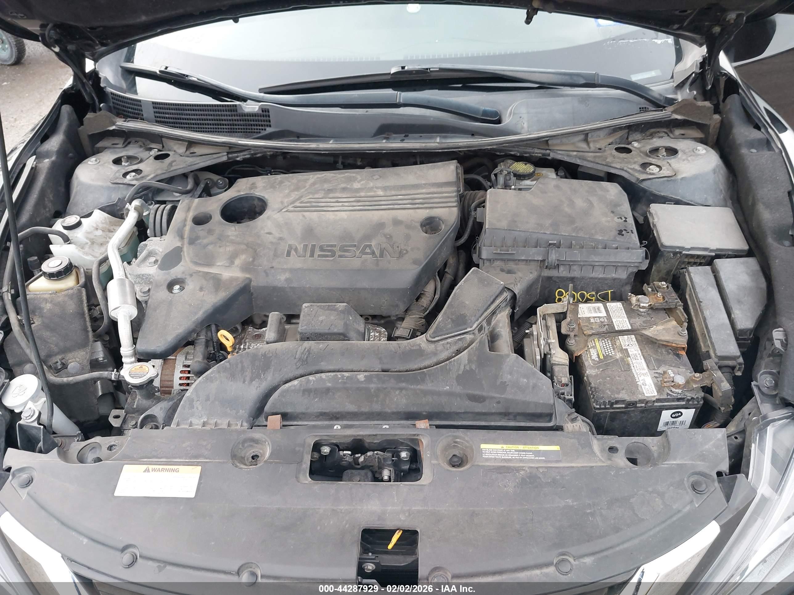 NISSAN ALTIMA image 10