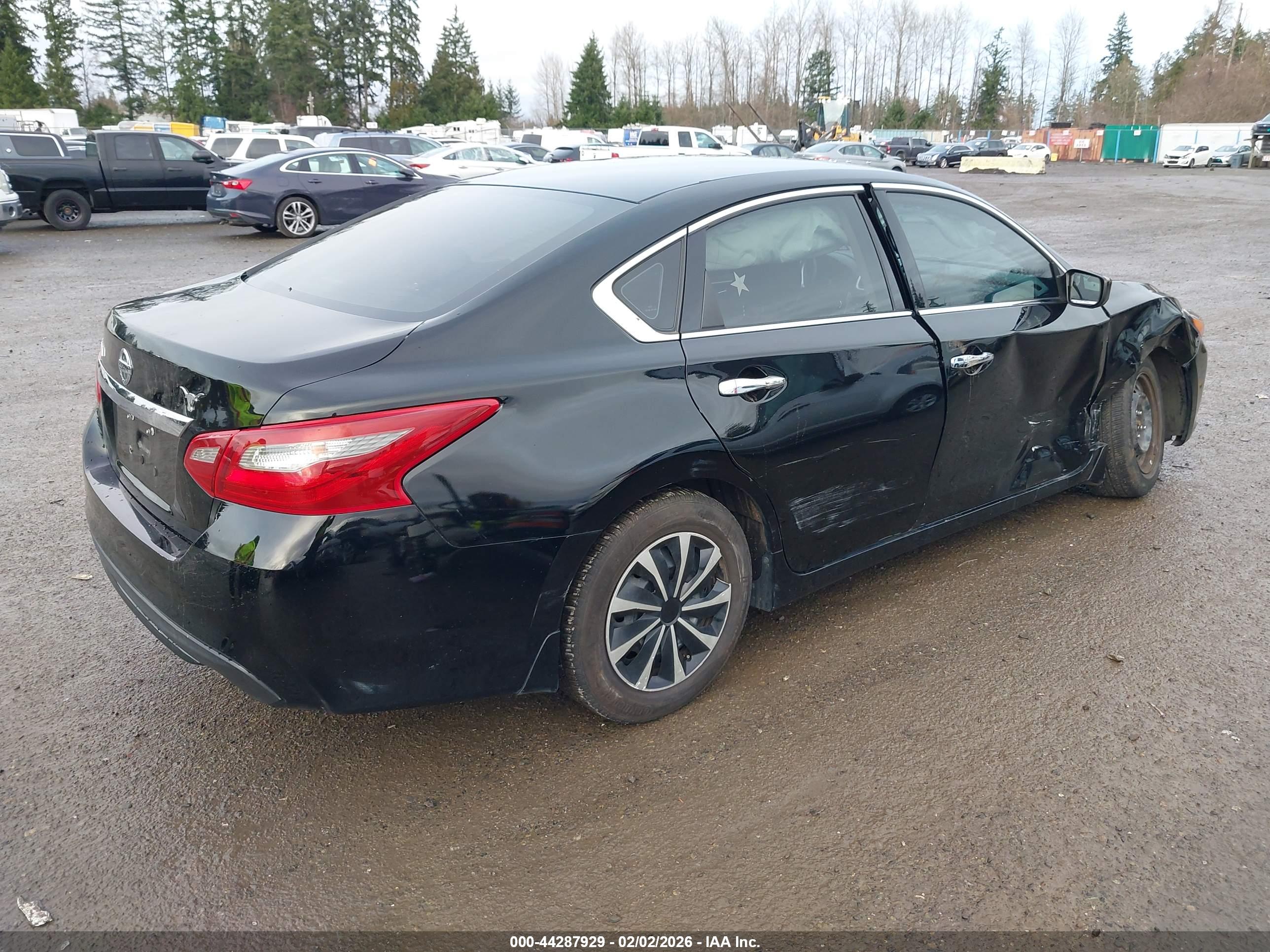 NISSAN ALTIMA image 4