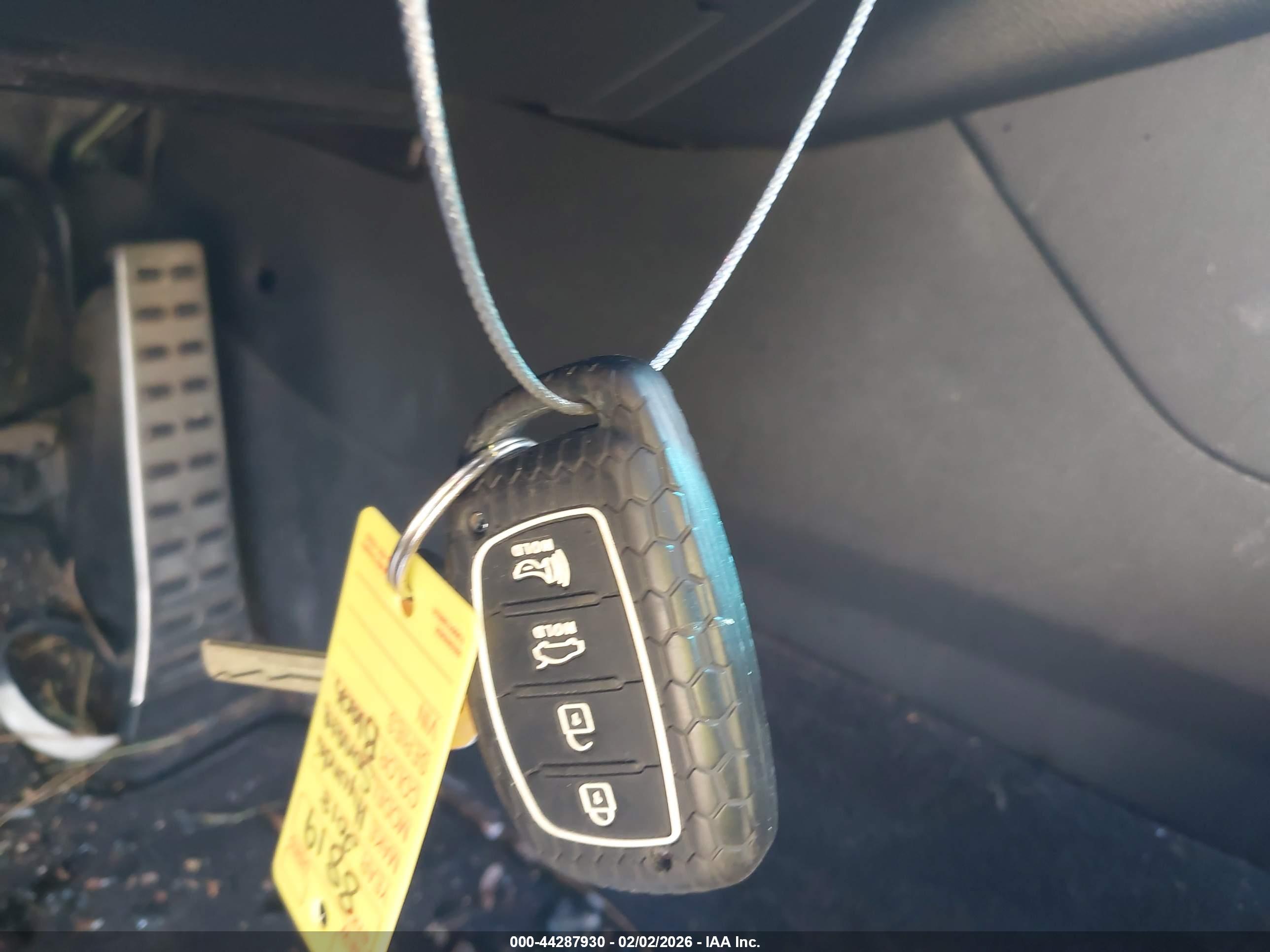 HYUNDAI SONATA image 11
