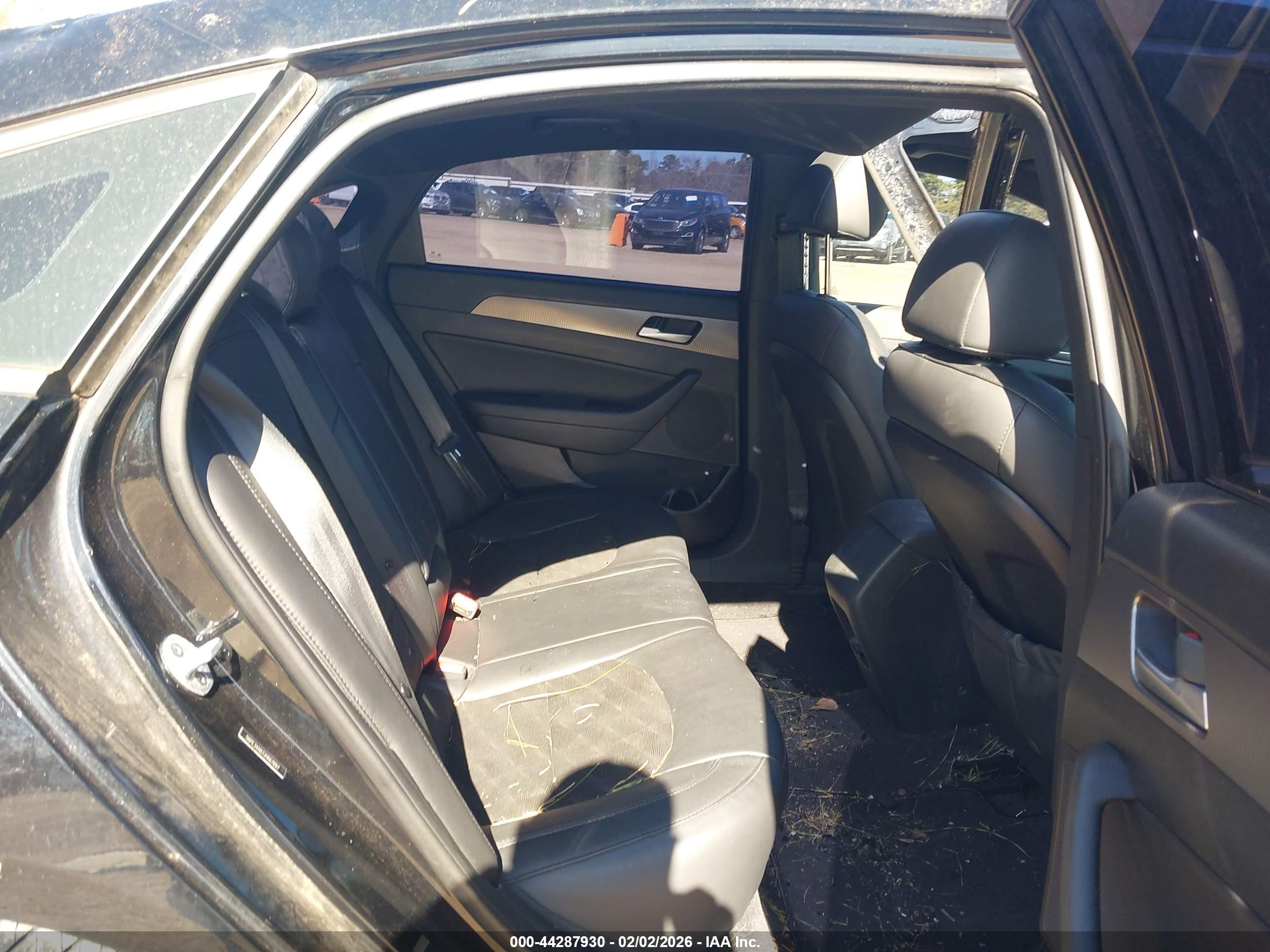 HYUNDAI SONATA image 8