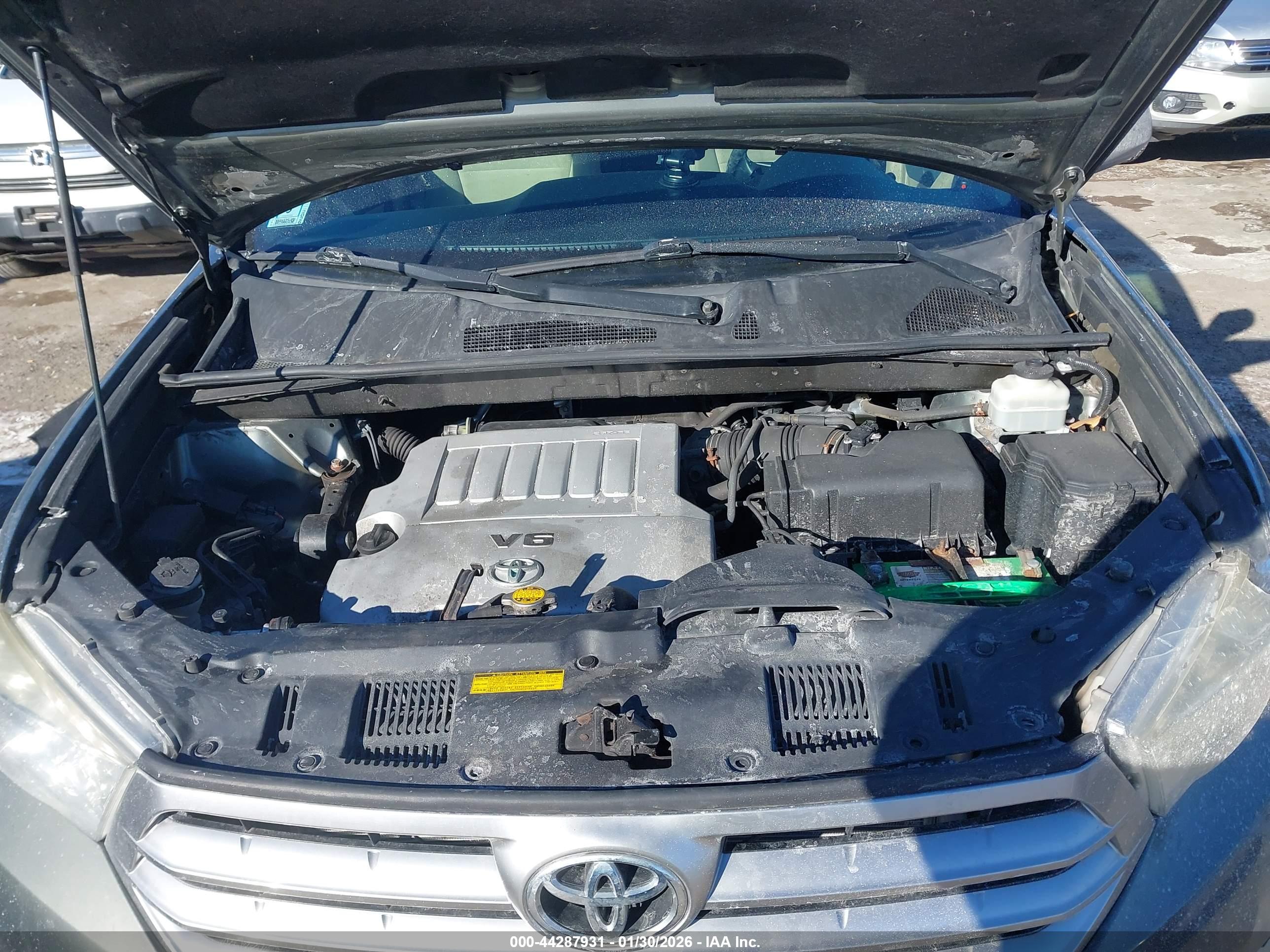 TOYOTA HIGHLANDER image 10