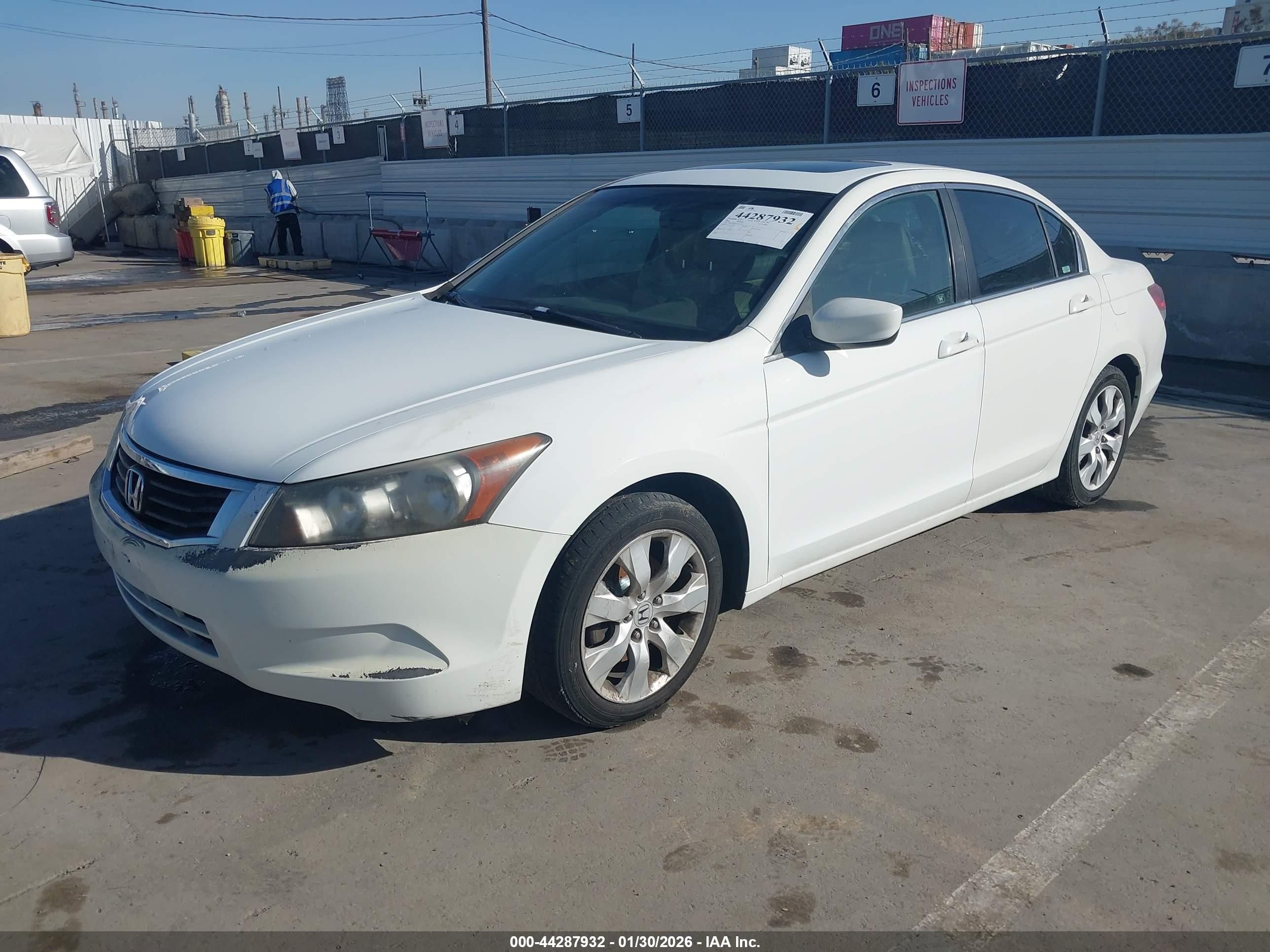 HONDA ACCORD image 2