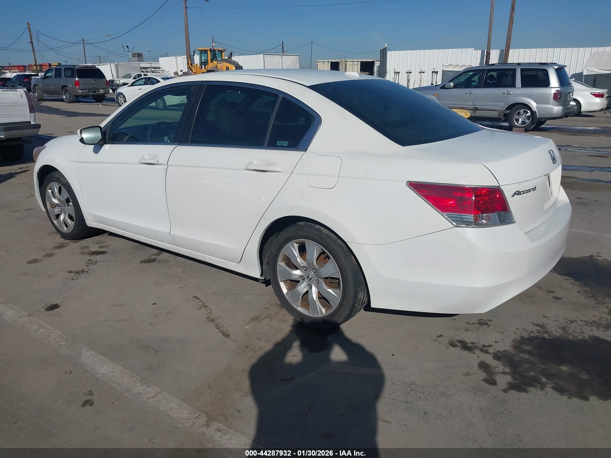 HONDA ACCORD image 3