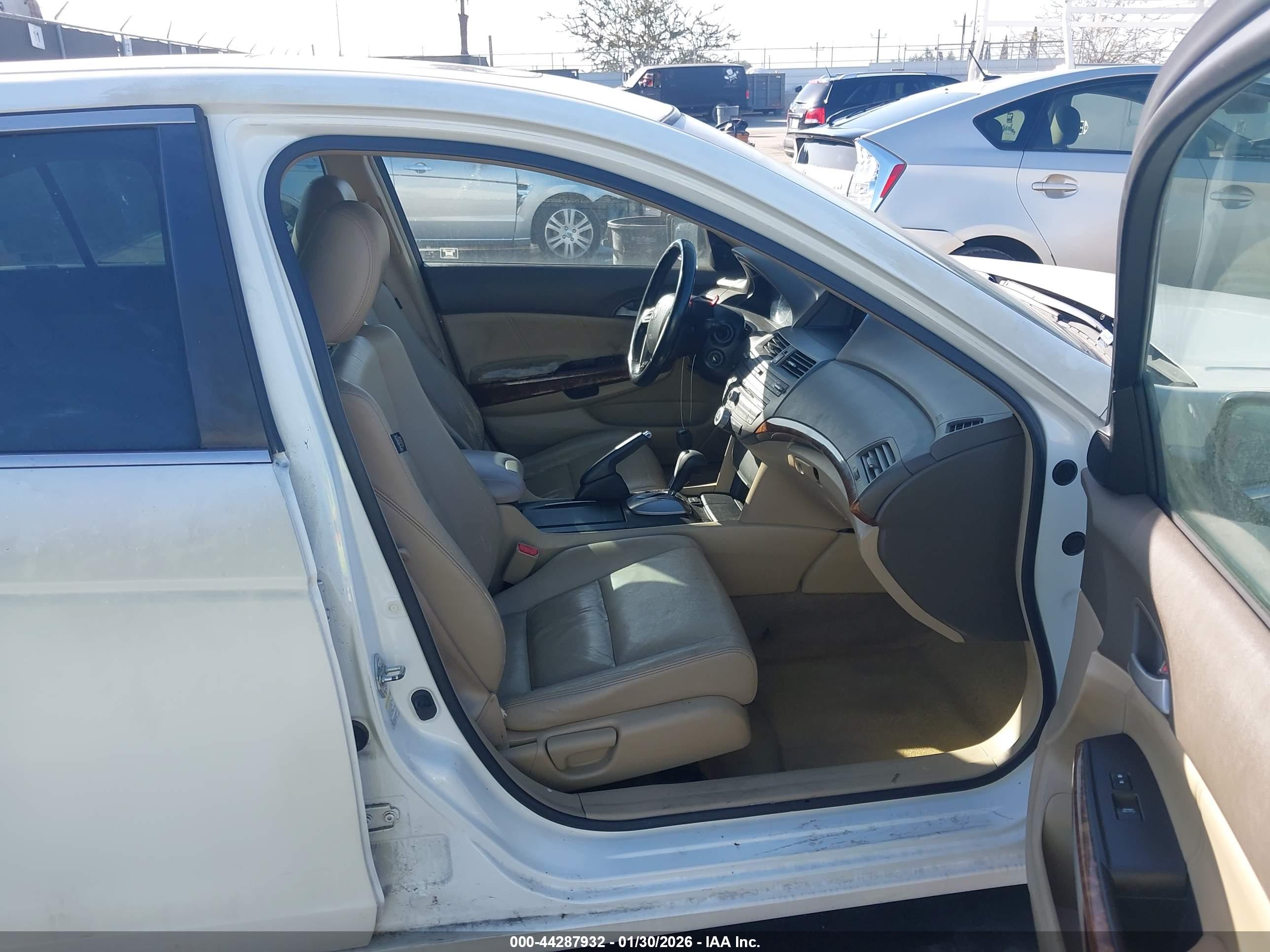 HONDA ACCORD image 5