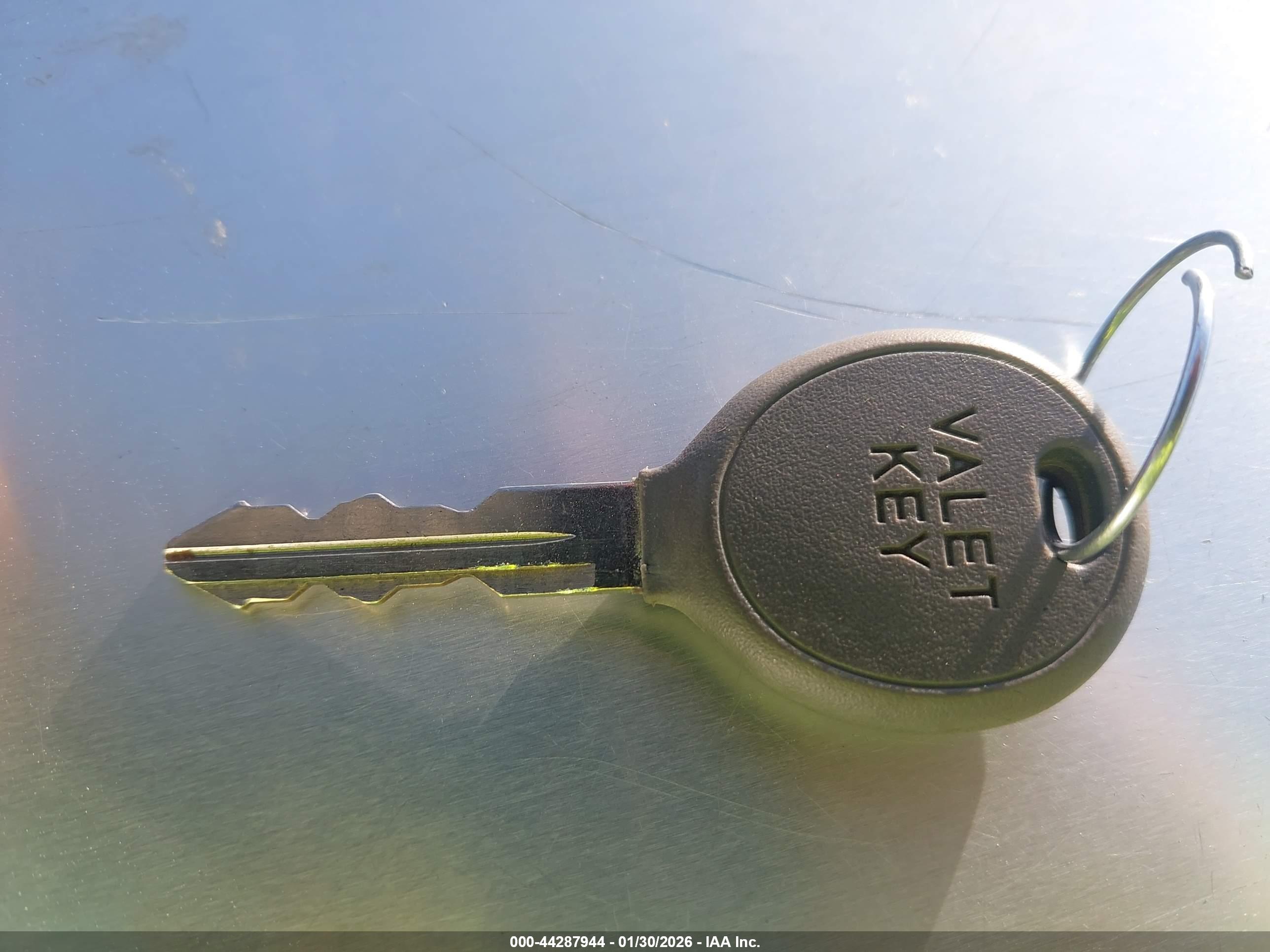CHRYSLER TOWN image 11