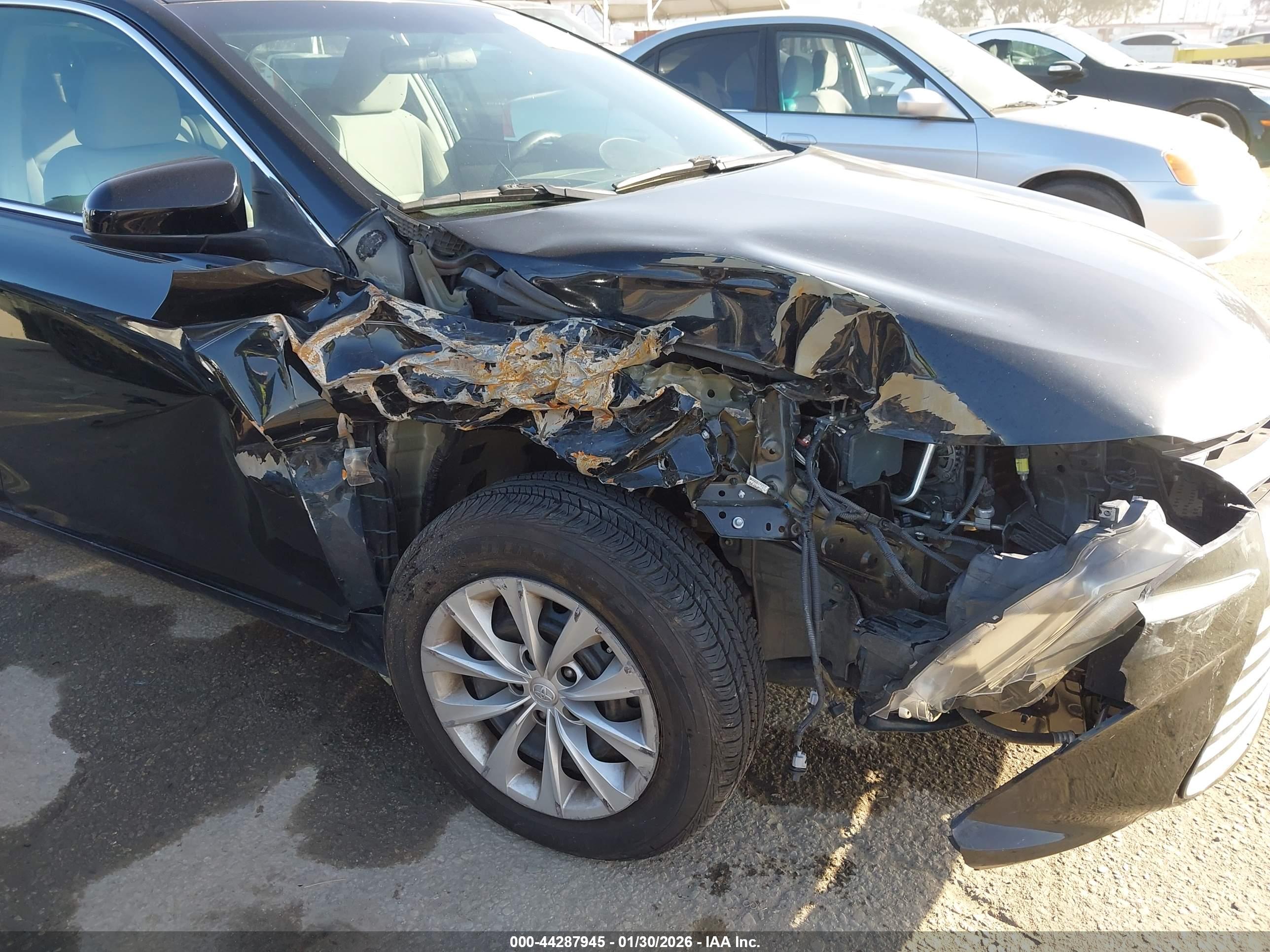 TOYOTA CAMRY image 6