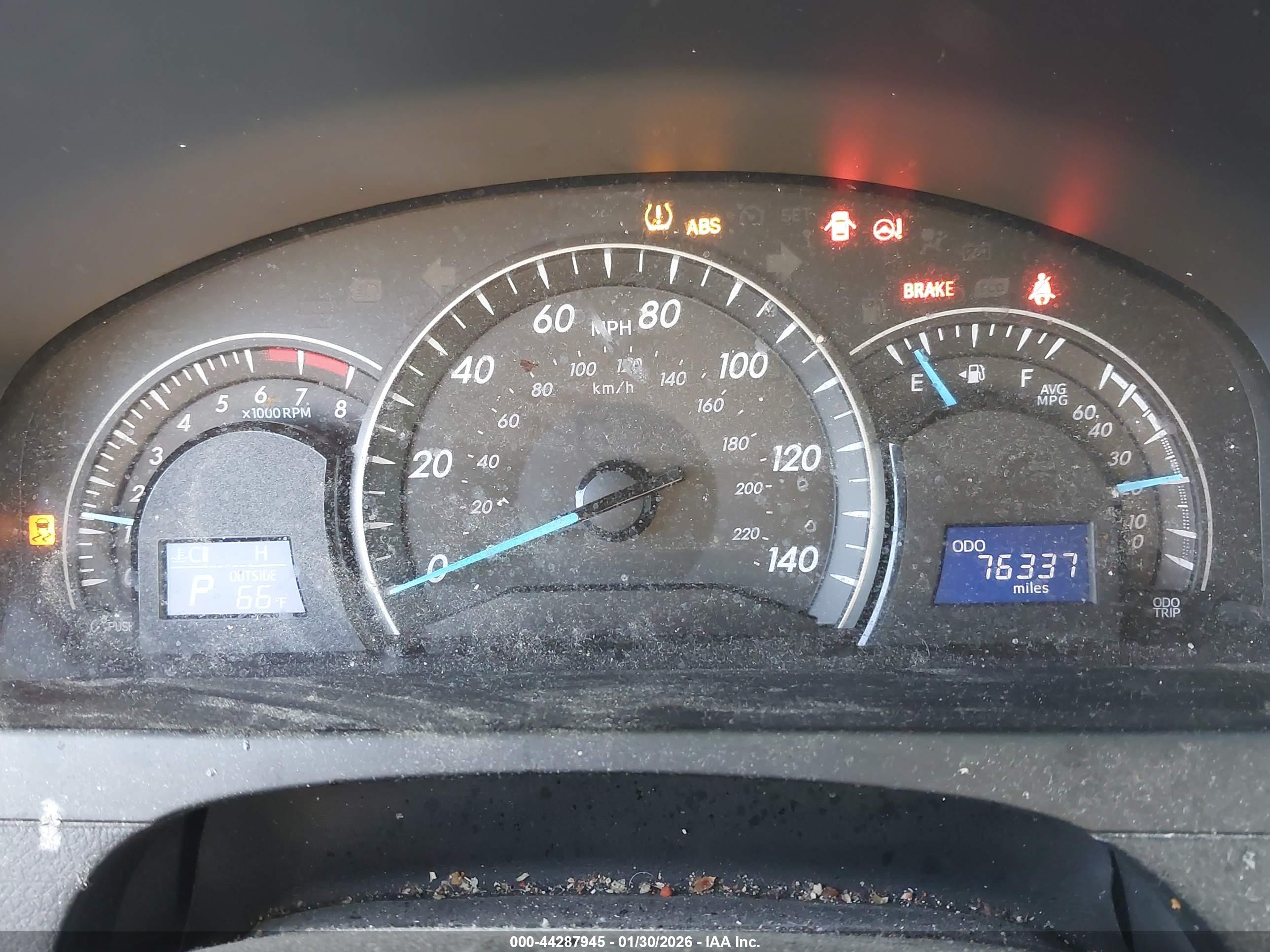 TOYOTA CAMRY image 7