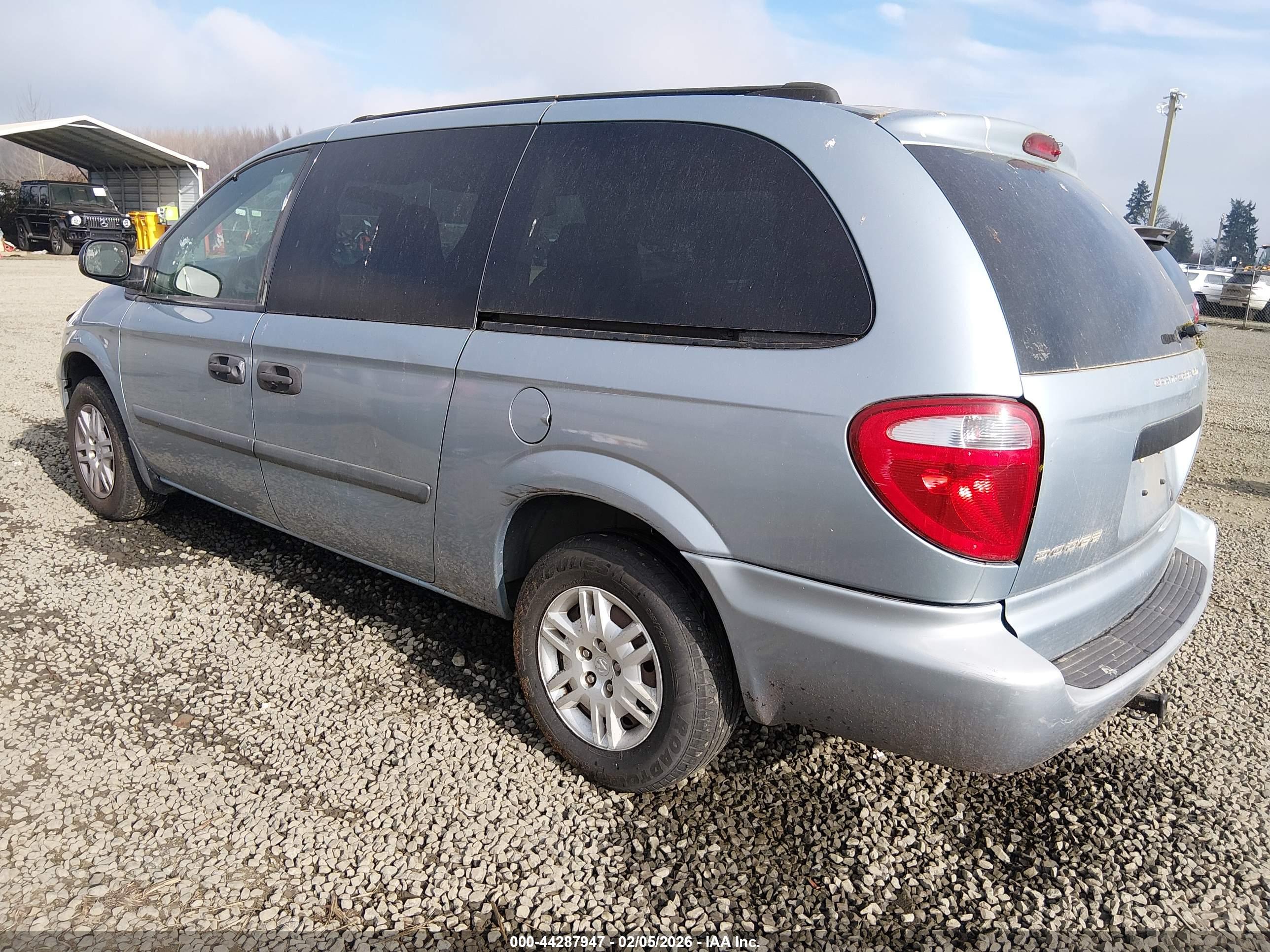 DODGE GRAND image 3
