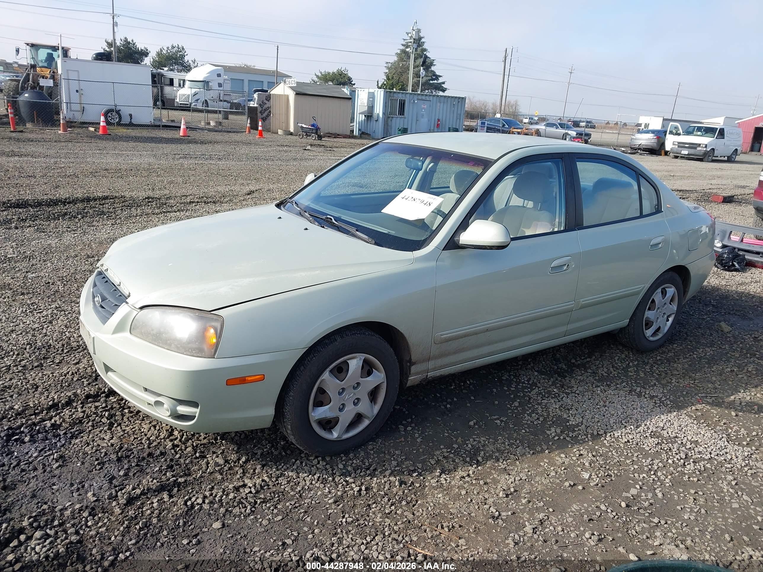 HYUNDAI ELANTRA image 2