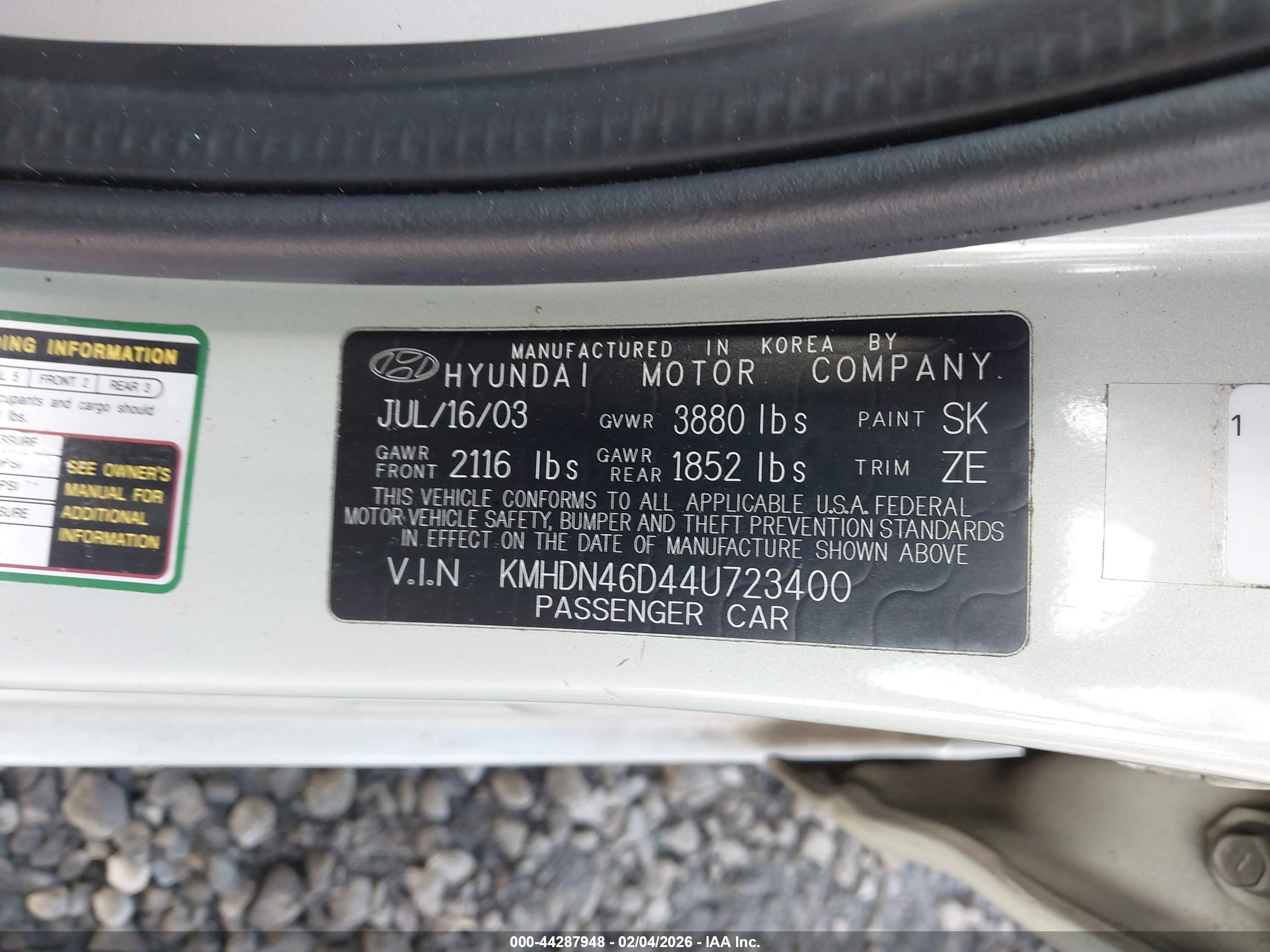 HYUNDAI ELANTRA image 9