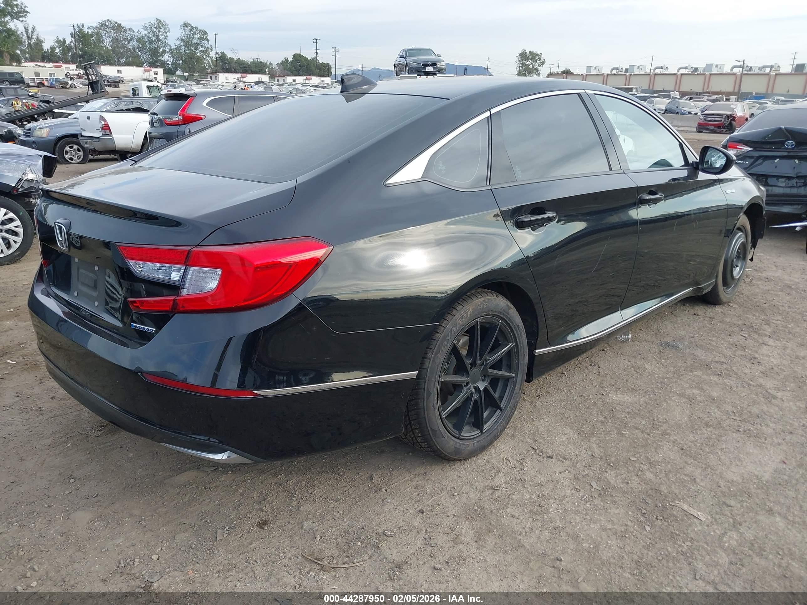 HONDA ACCORD image 4