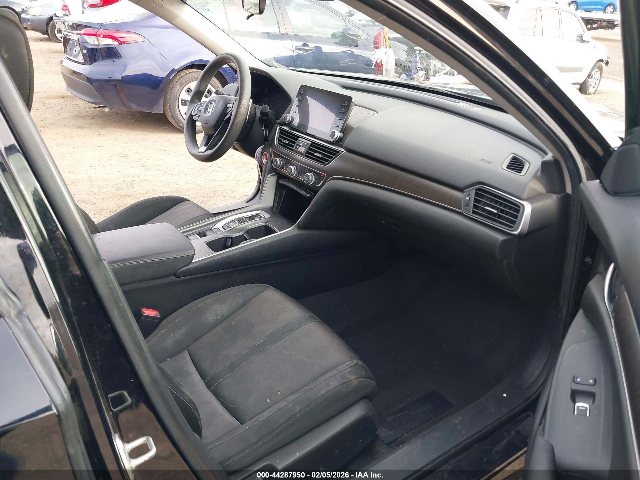 HONDA ACCORD image 5