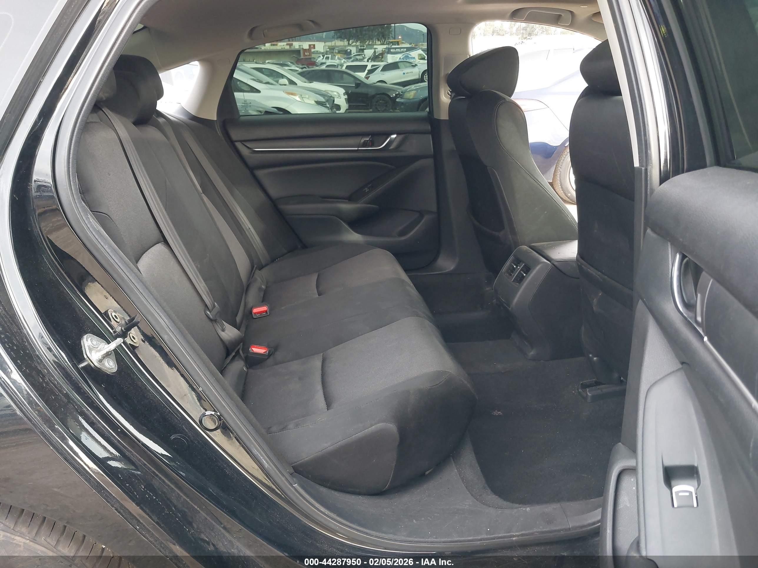 HONDA ACCORD image 8