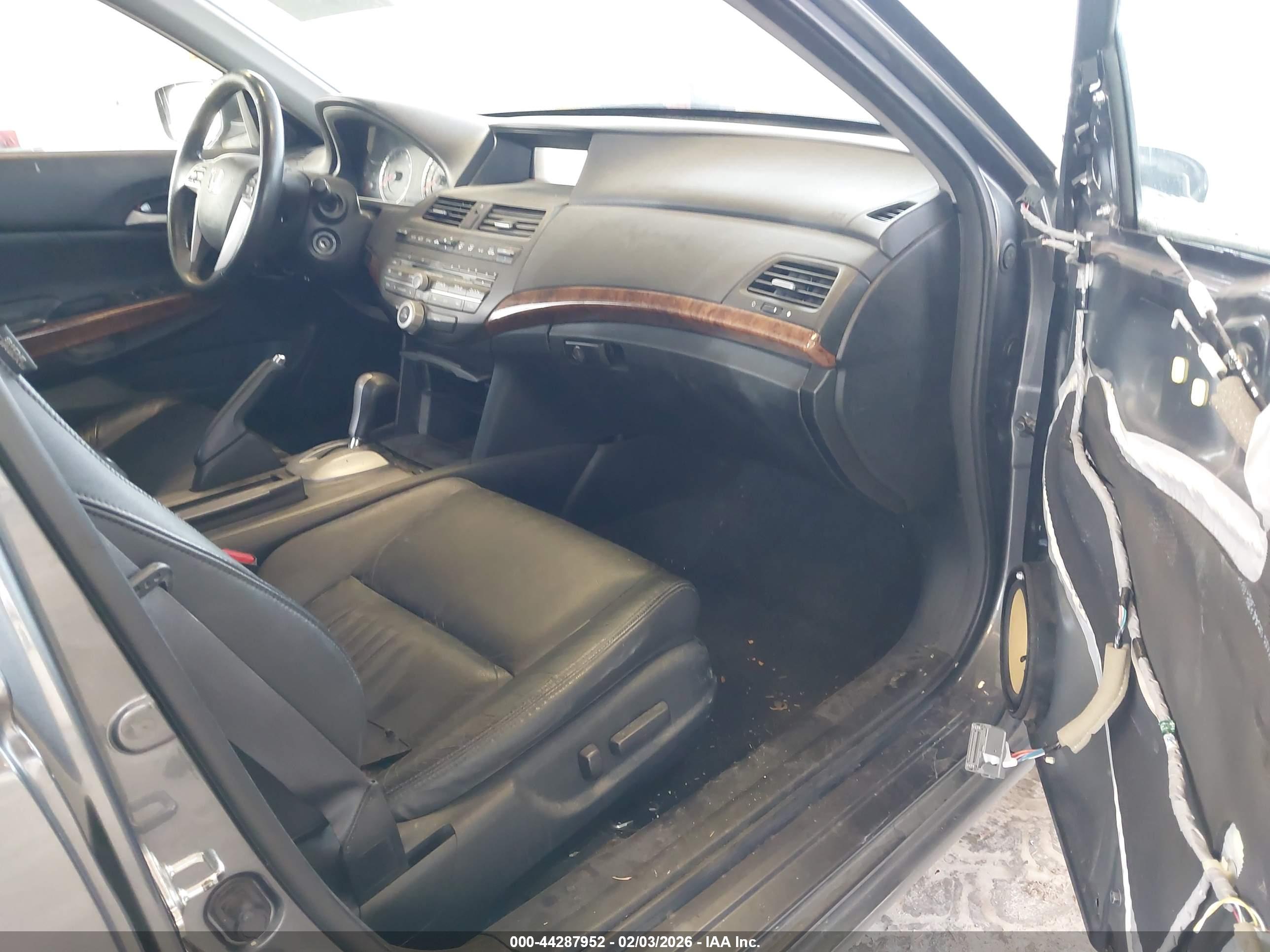 HONDA ACCORD image 5