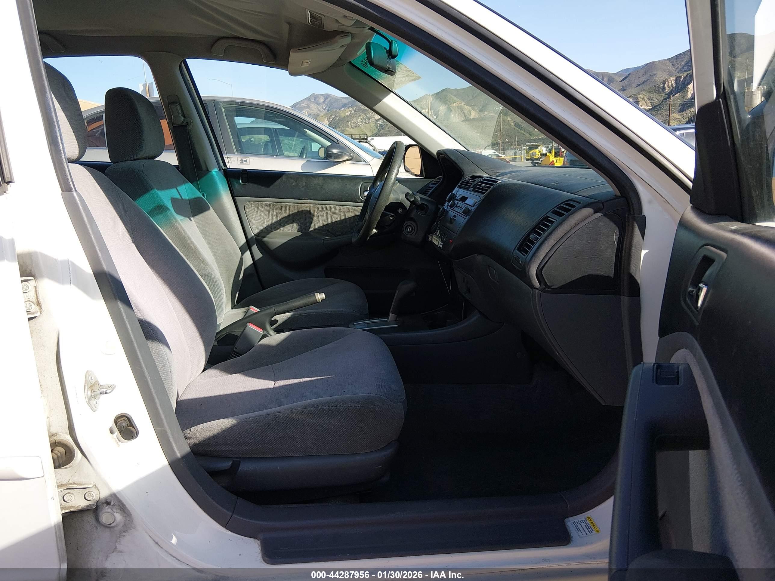 HONDA CIVIC image 5