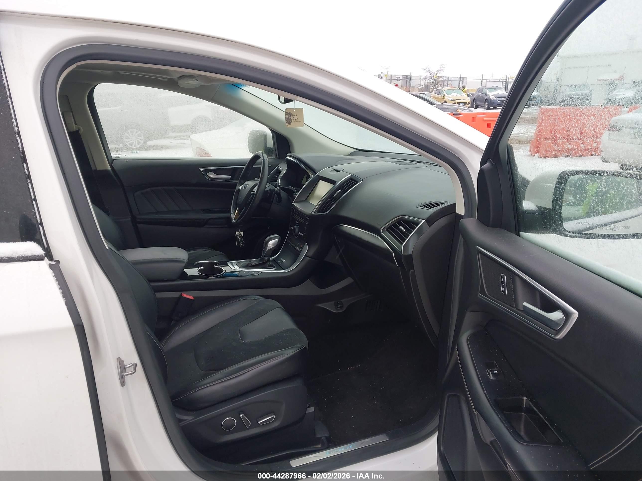 FORD EDGE image 5
