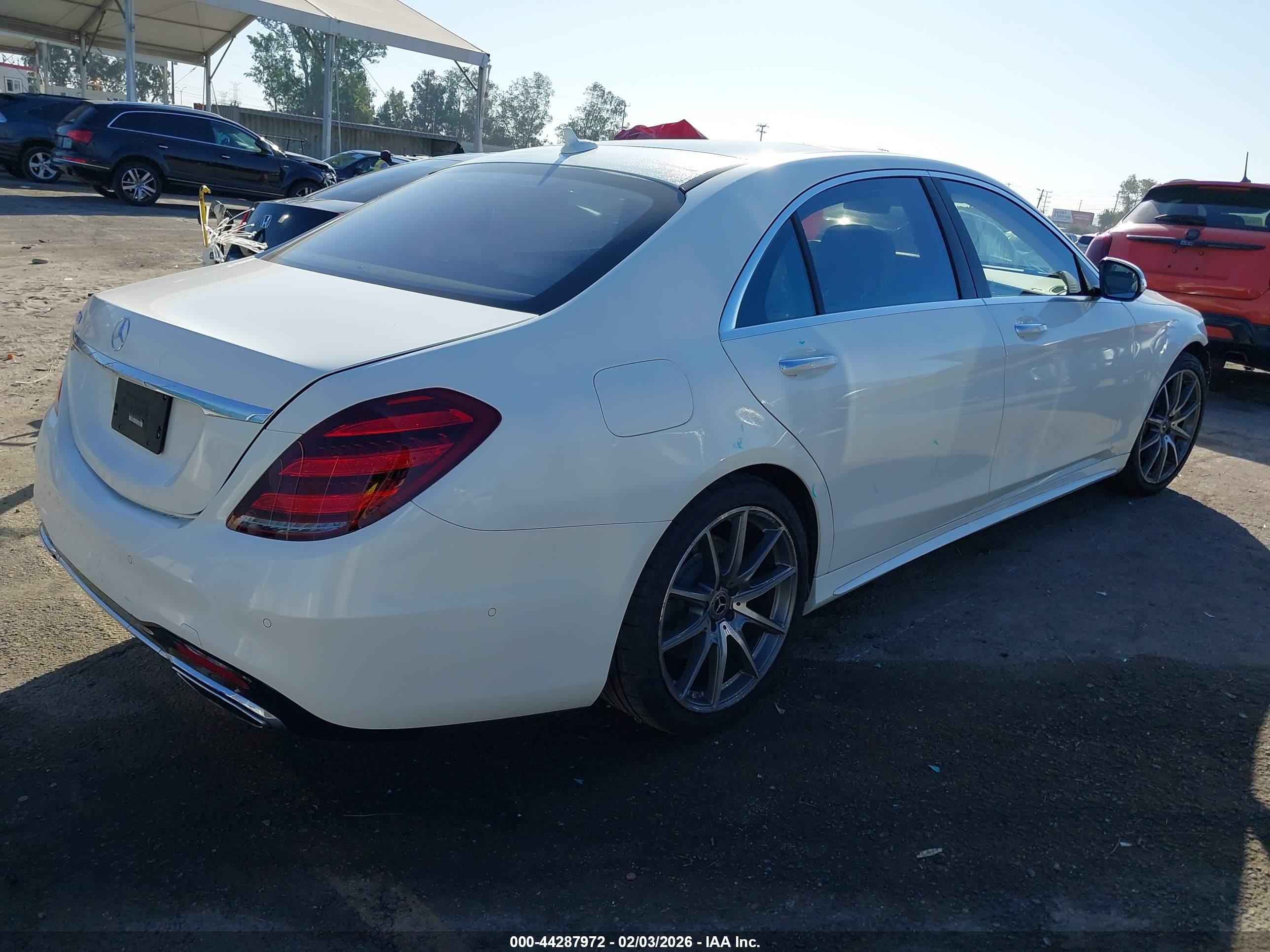 MERCEDES-BENZ S image 4