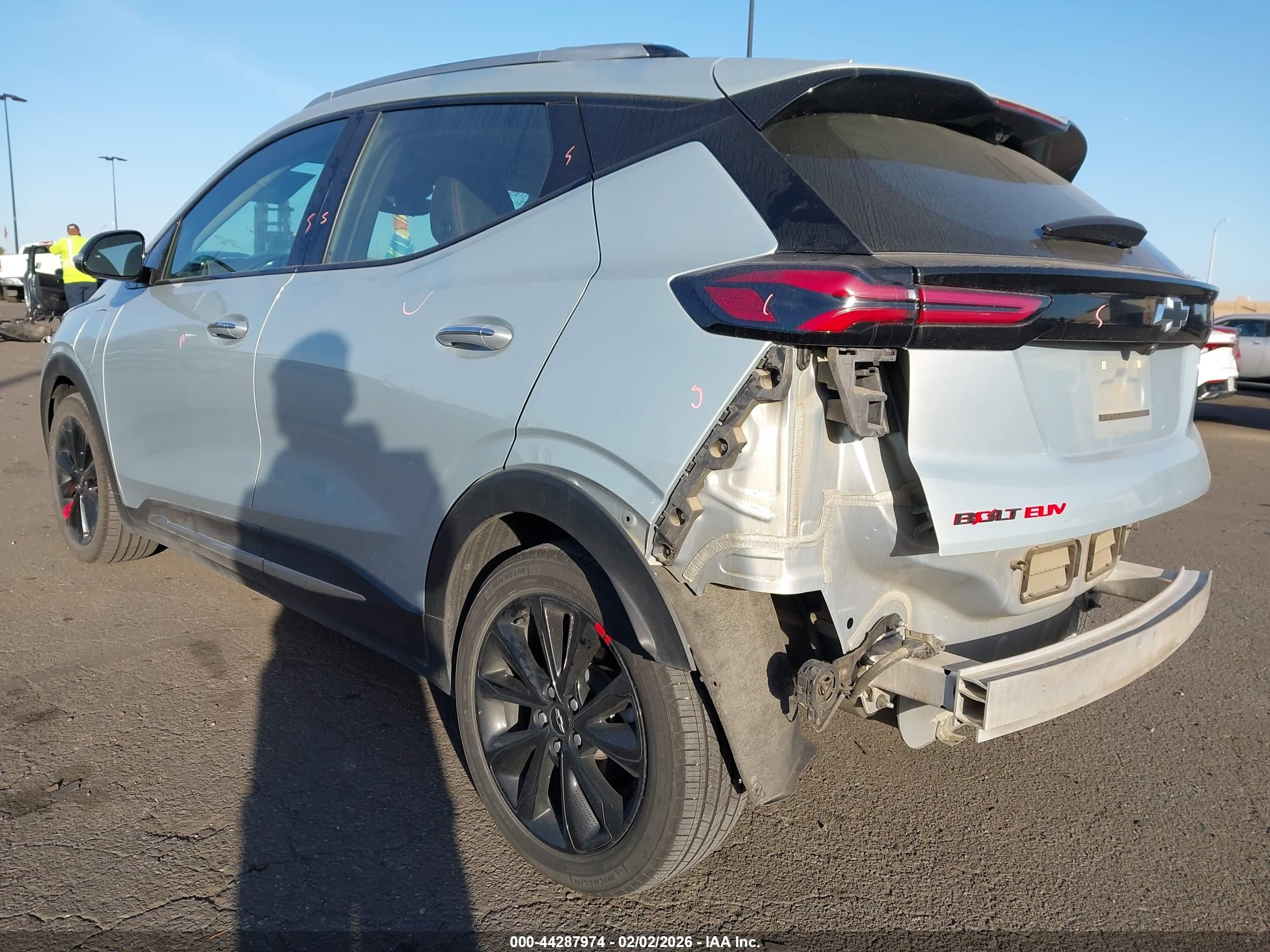 CHEVROLET BOLT image 3
