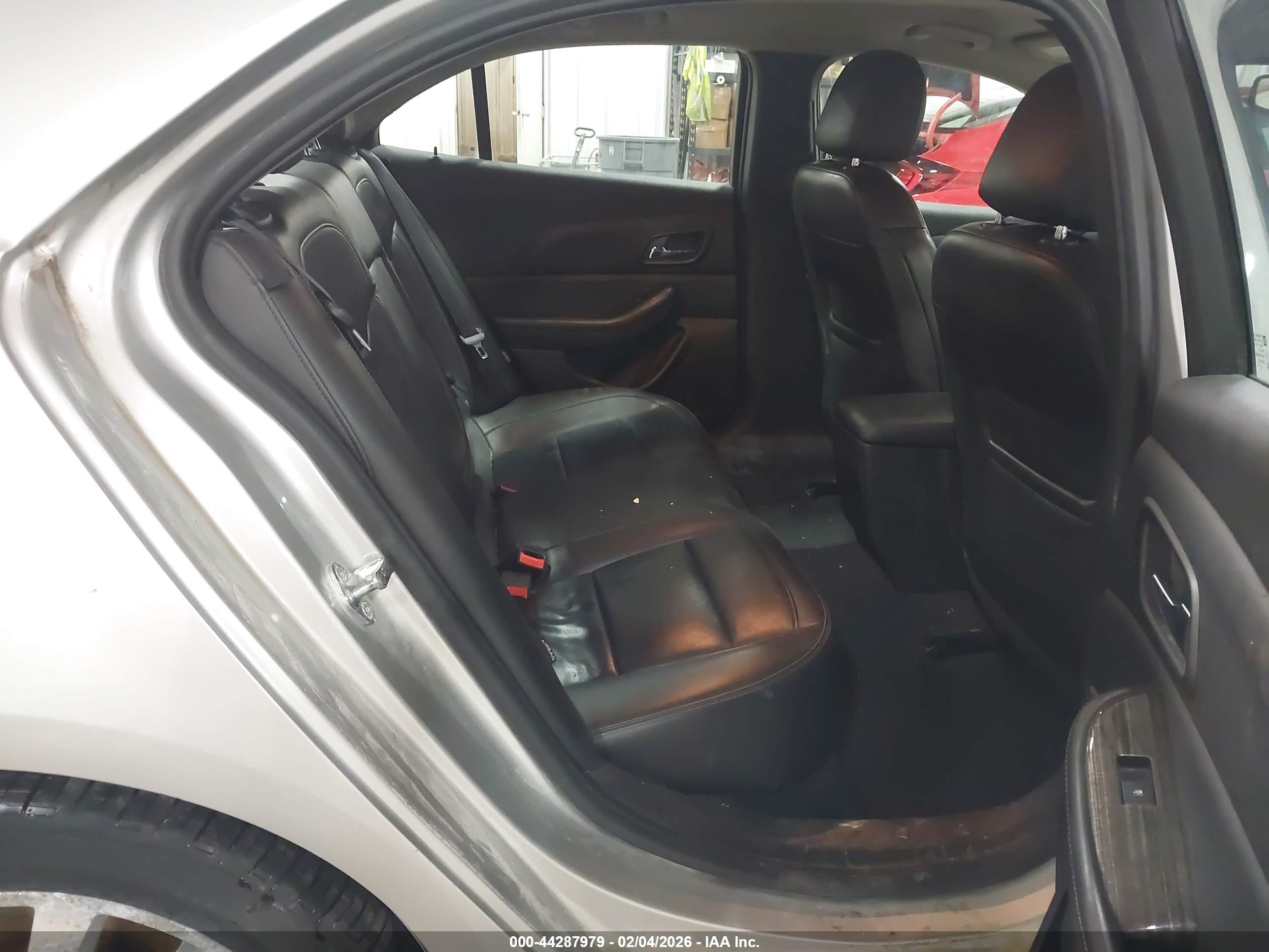 CHEVROLET MALIBU image 8