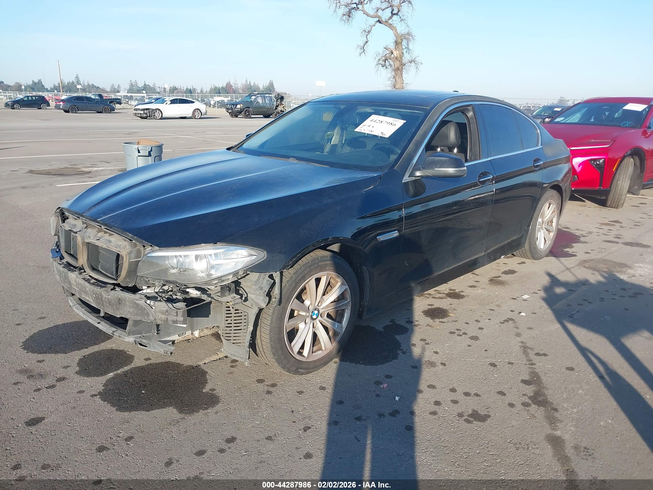 BMW 528I image 2