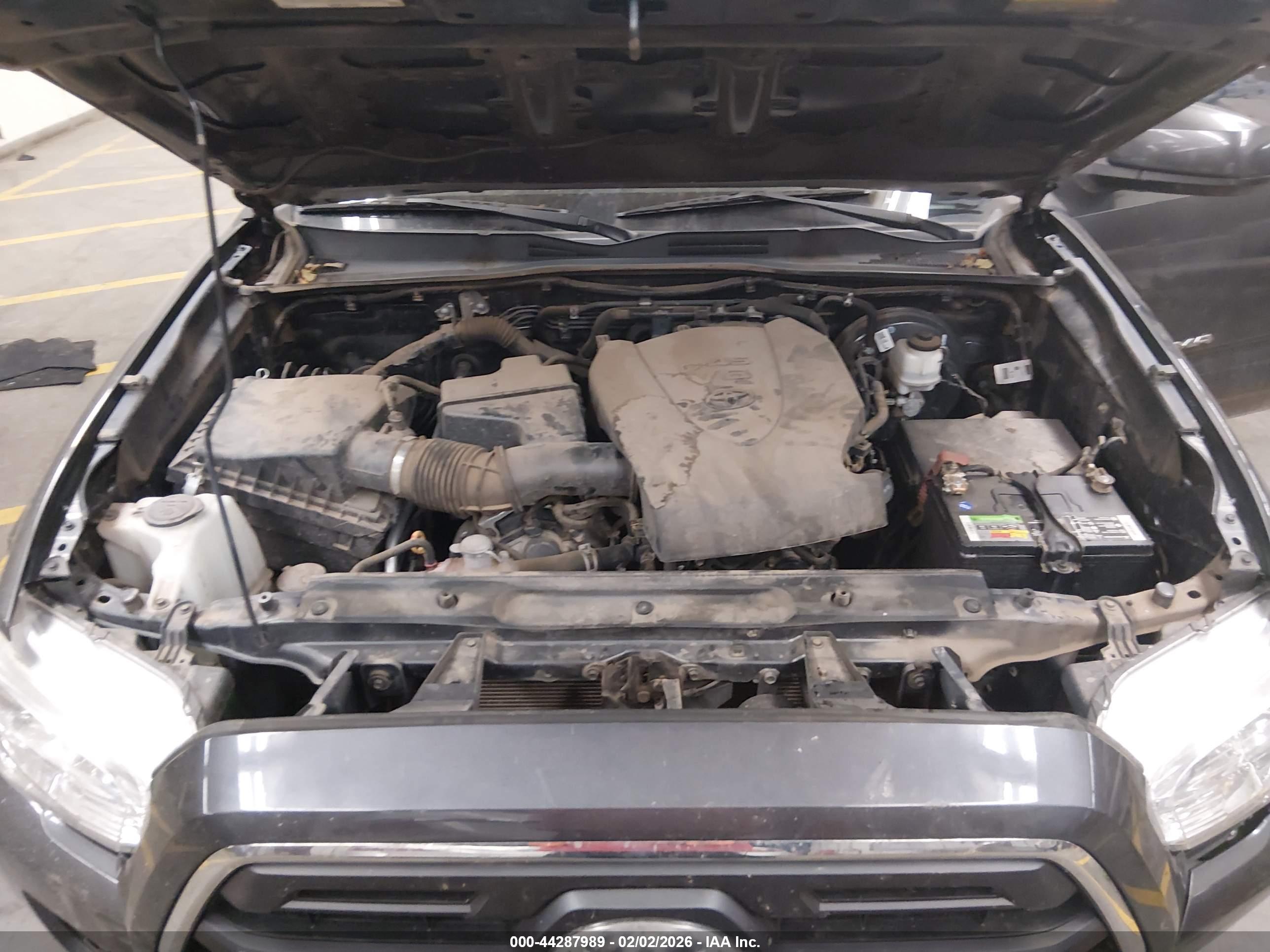 TOYOTA TACOMA image 10