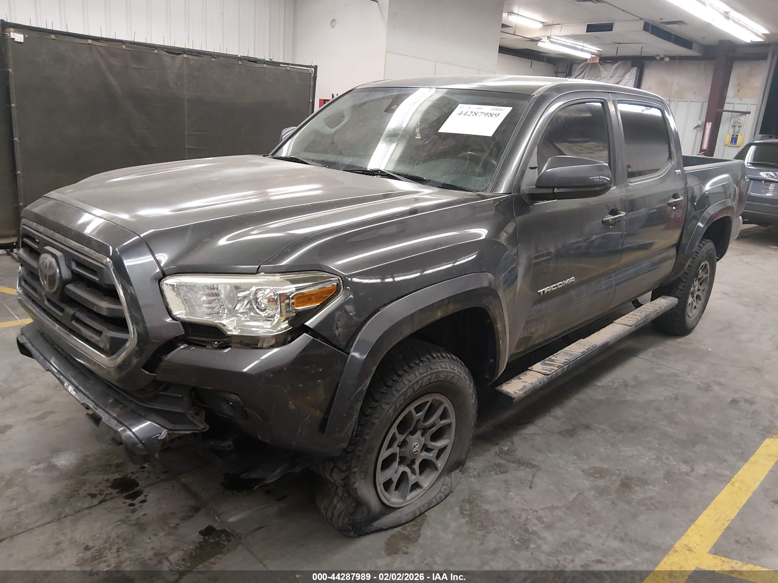 TOYOTA TACOMA image 2