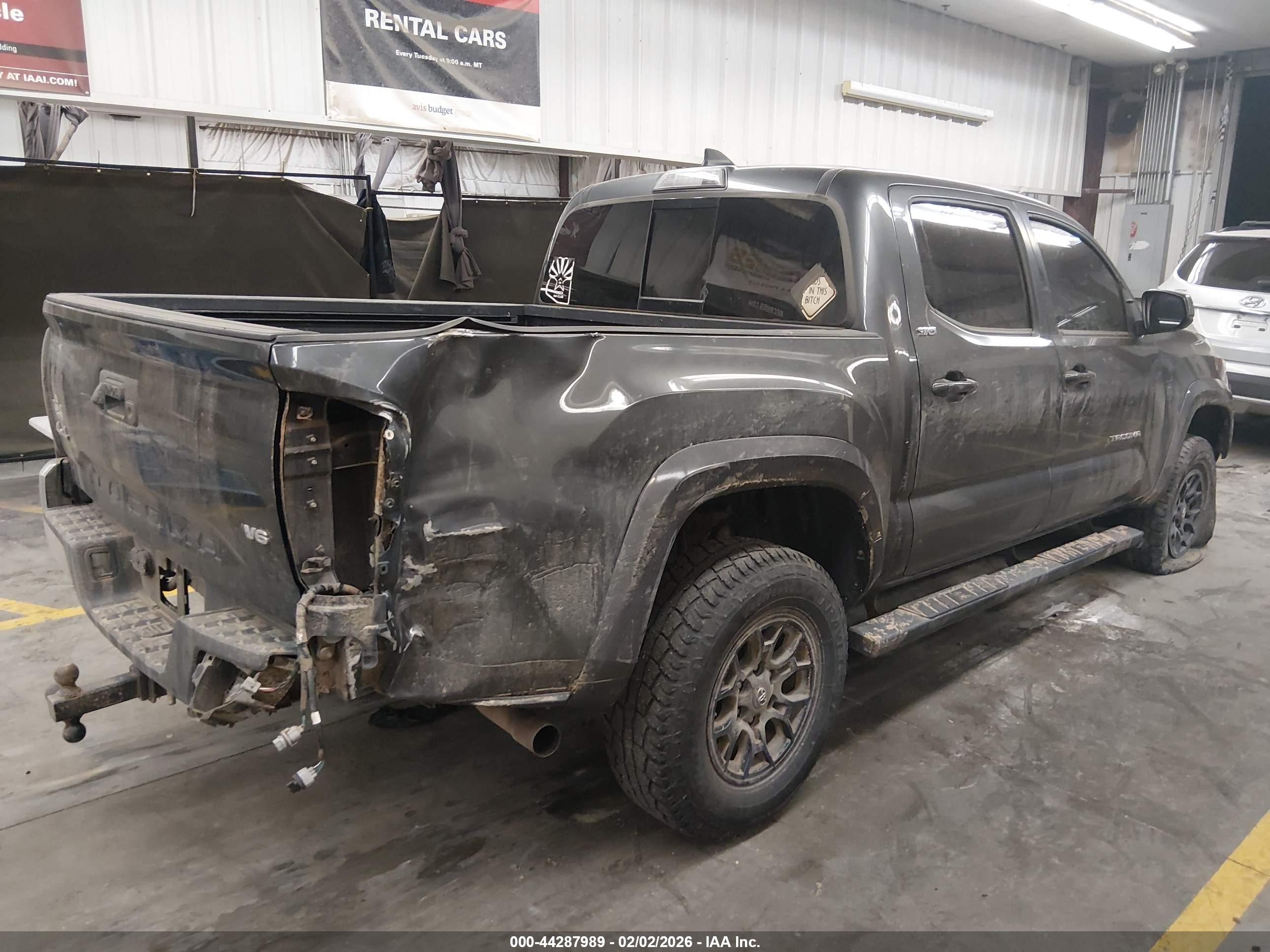 TOYOTA TACOMA image 4