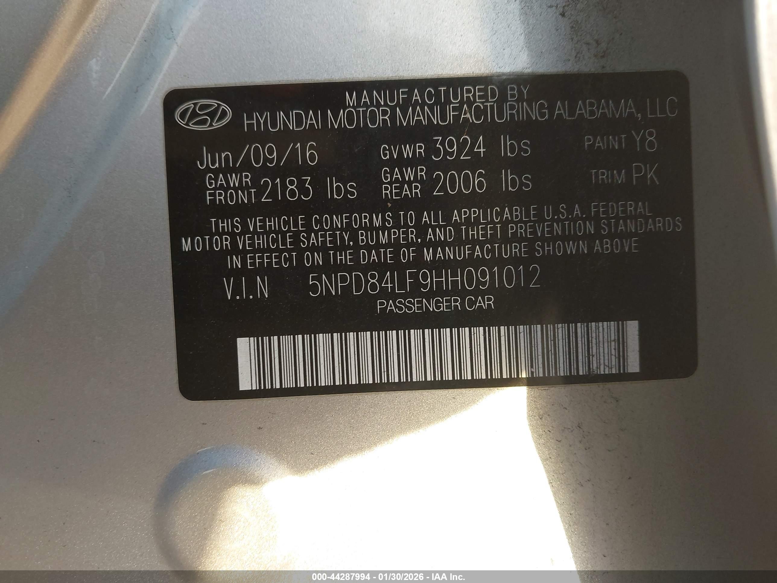 HYUNDAI ELANTRA image 9