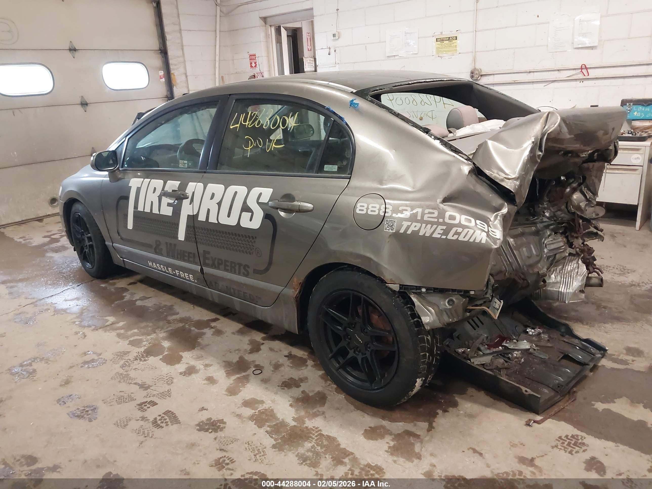 HONDA CIVIC image 3